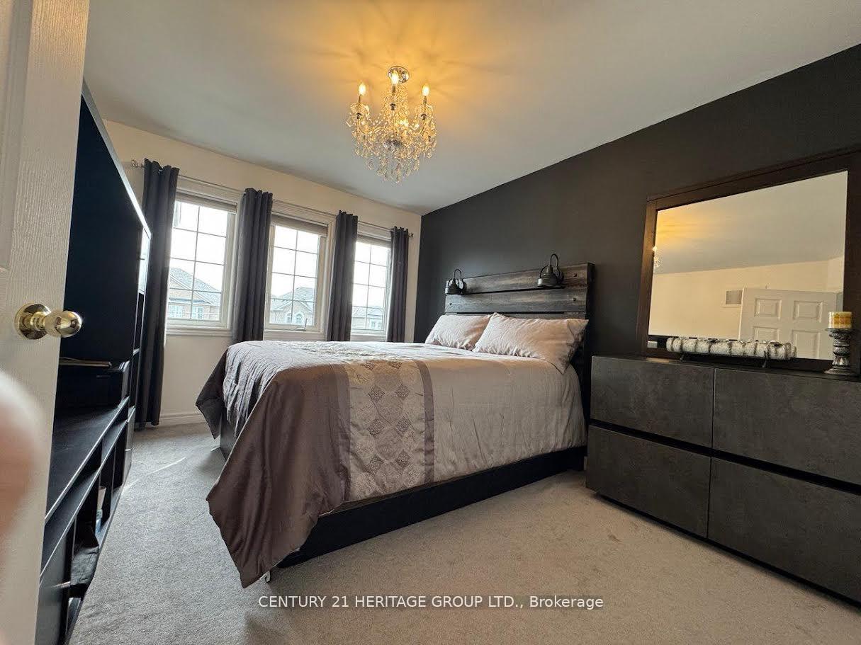 Photo 19 of Unit Main, 135 Black Maple Crescent, Vaughan, Patterson — HOMEH