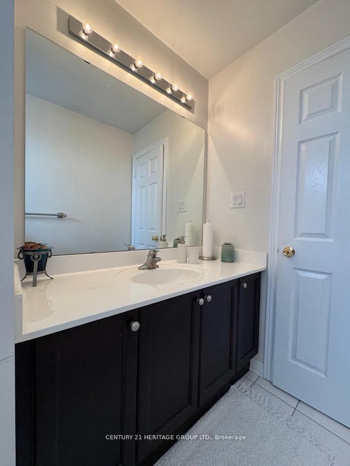 Photo 11 of Unit Main, 135 Black Maple Crescent, Vaughan, Patterson — HOMEH