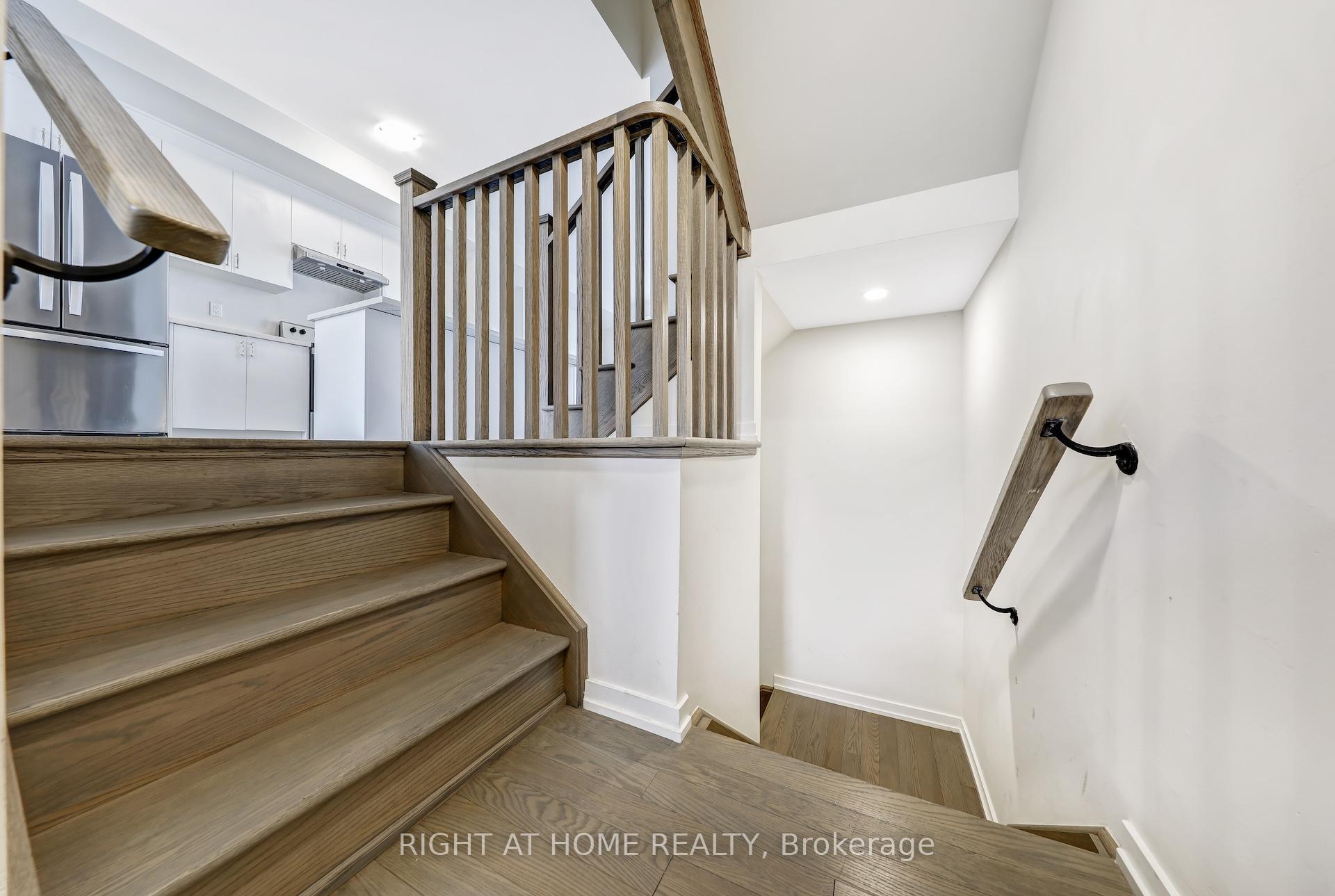 Photo 27 of 113 Crimson Forest Drive, Vaughan, Patterson — HOMEH