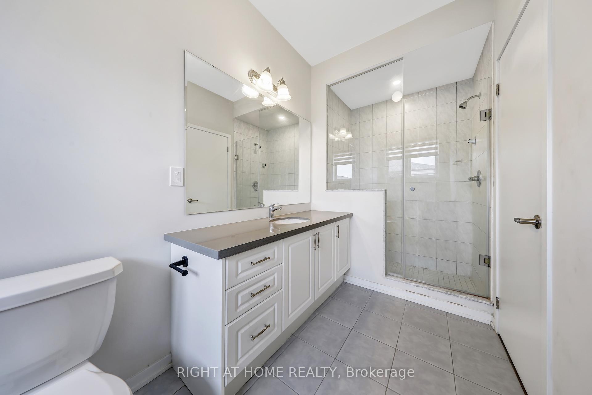 Photo 24 of 113 Crimson Forest Drive, Vaughan, Patterson — HOMEH