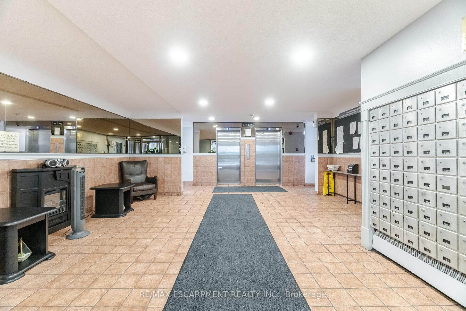 Photo 2 of Unit 14, 15 Albright Road, Hamilton, Vincent — HOMEH