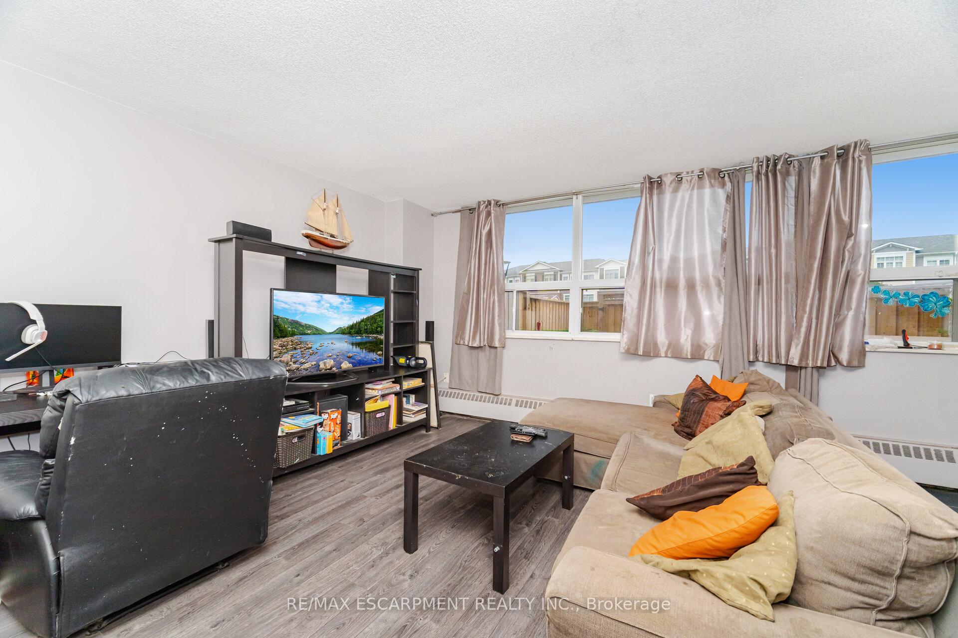 Photo 8 of Unit 14, 15 Albright Road, Hamilton, Vincent — HOMEH