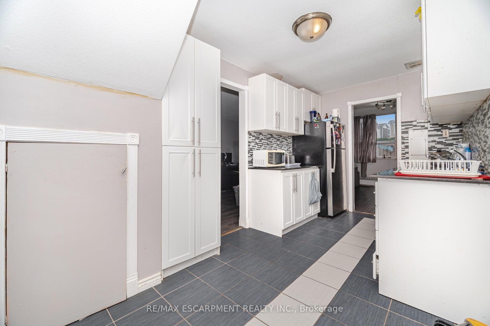 Photo 23 of Unit 14, 15 Albright Road, Hamilton, Vincent — HOMEH