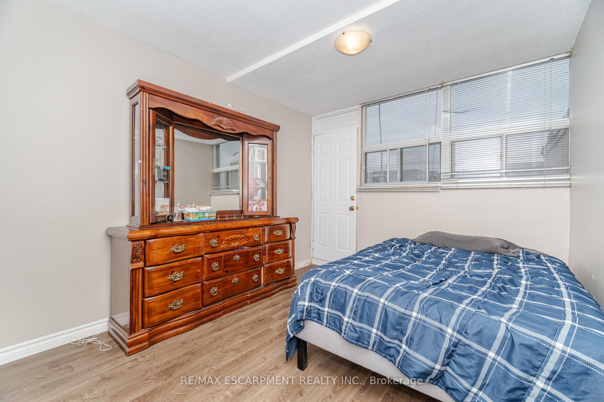 Photo 28 of Unit 14, 15 Albright Road, Hamilton, Vincent — HOMEH