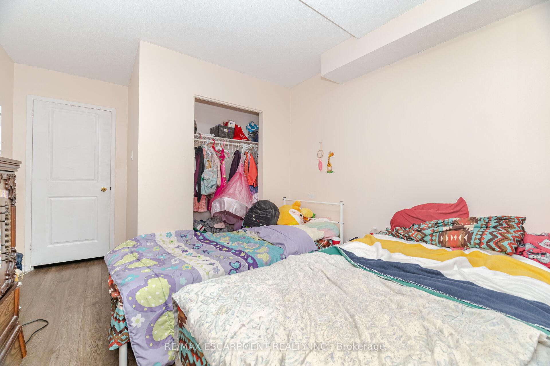 Photo 22 of Unit 14, 15 Albright Road, Hamilton, Vincent — HOMEH
