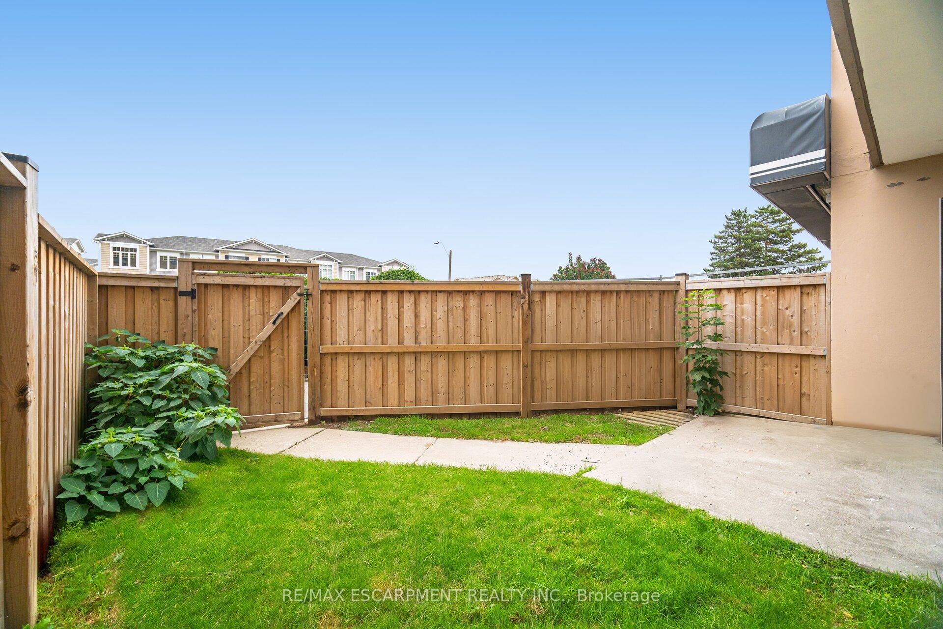 Photo 27 of Unit 14, 15 Albright Road, Hamilton, Vincent — HOMEH