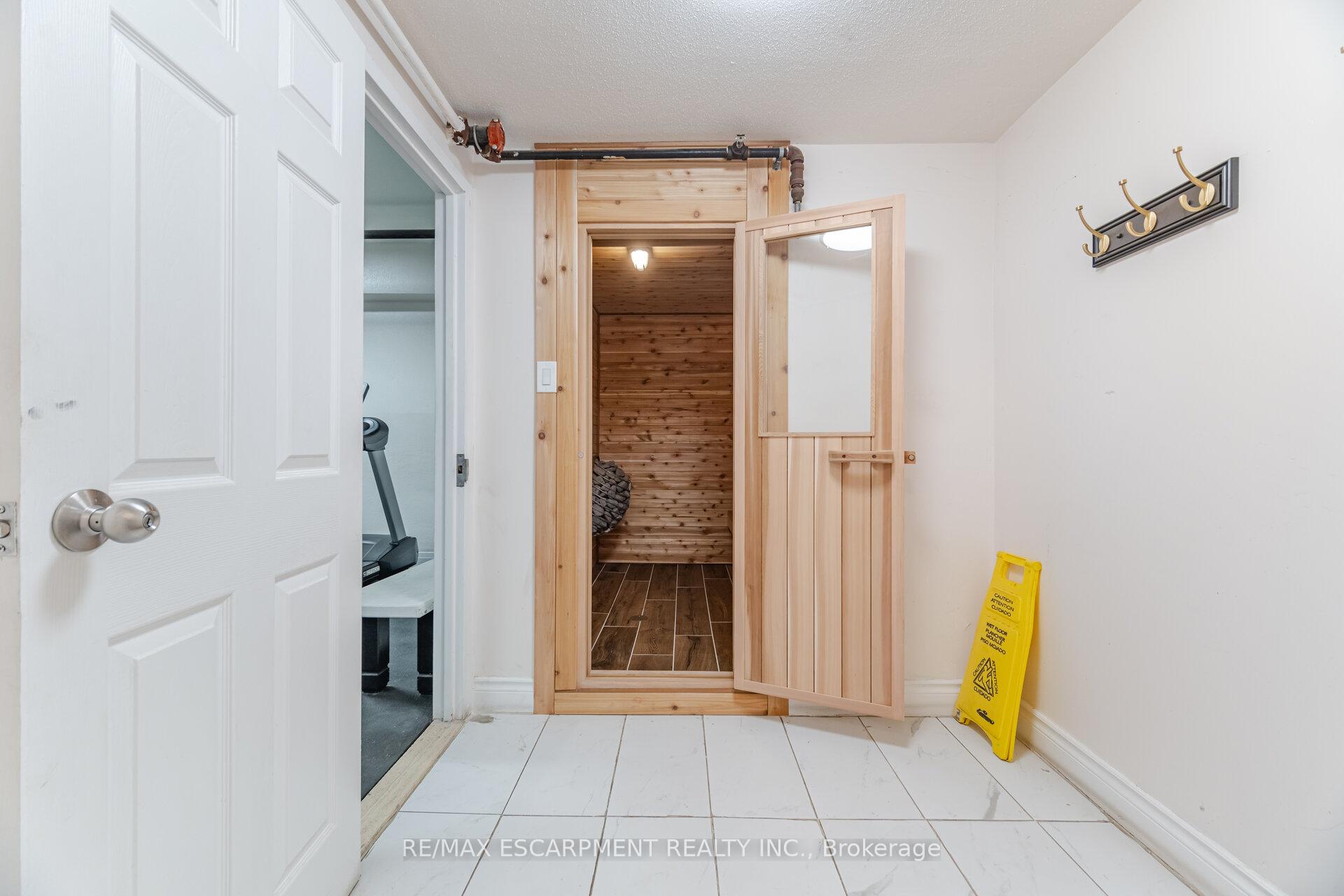 Photo 26 of Unit 14, 15 Albright Road, Hamilton, Vincent — HOMEH