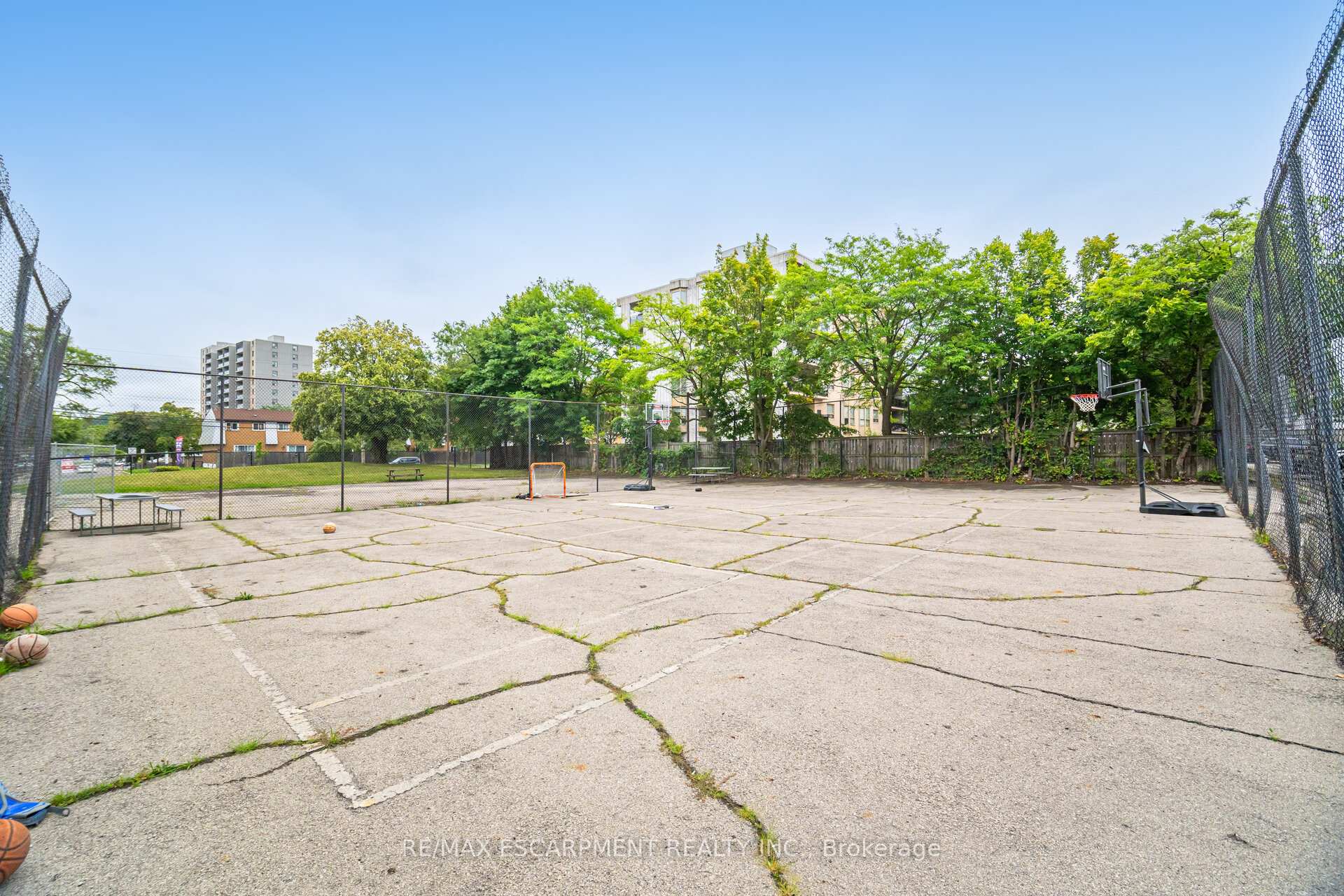Photo 43 of Unit 14, 15 Albright Road, Hamilton, Vincent — HOMEH