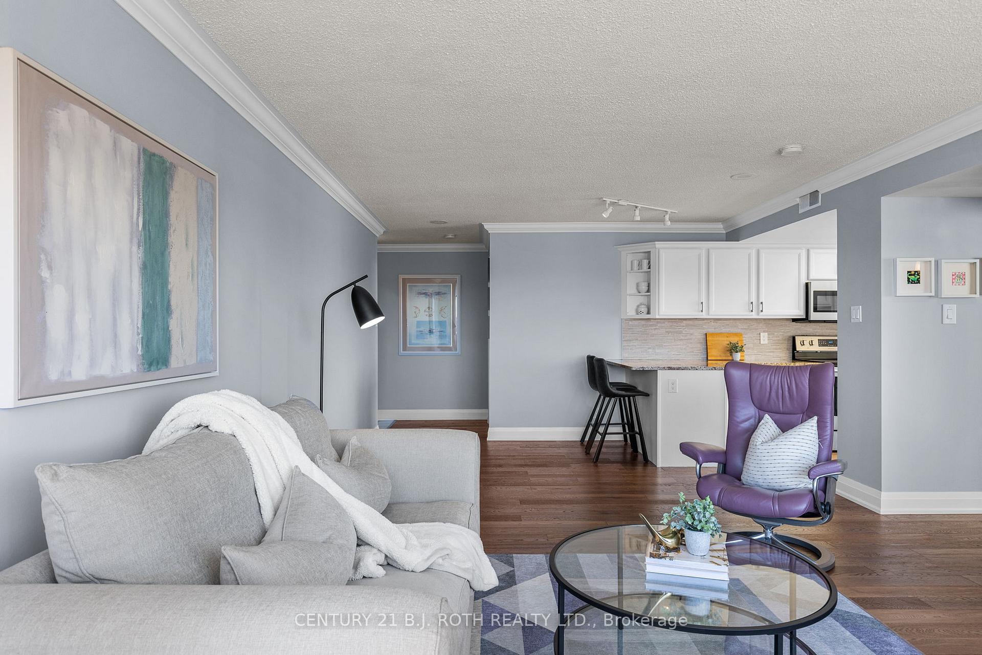 Photo 7 of Unit 808, 65 Ellen Street, Barrie, Lakeshore — HOMEH