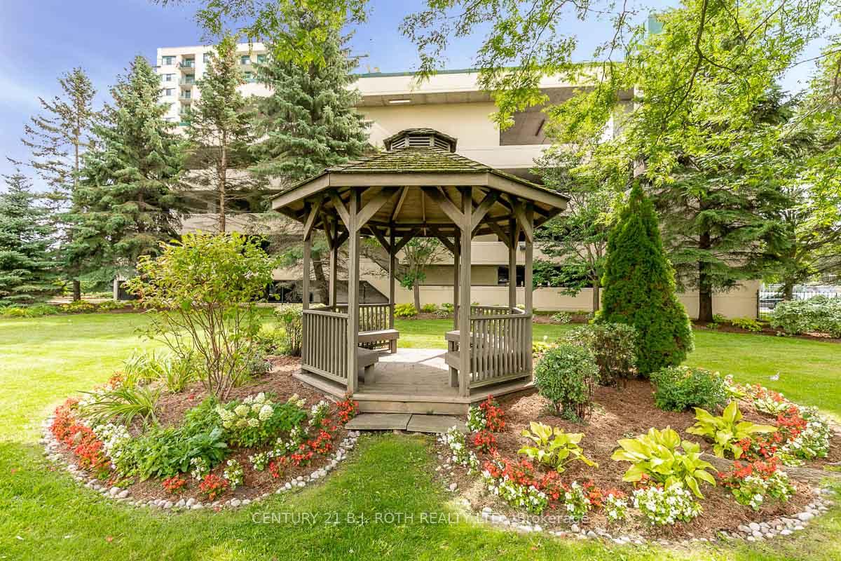 Photo 17 of Unit 808, 65 Ellen Street, Barrie, Lakeshore — HOMEH