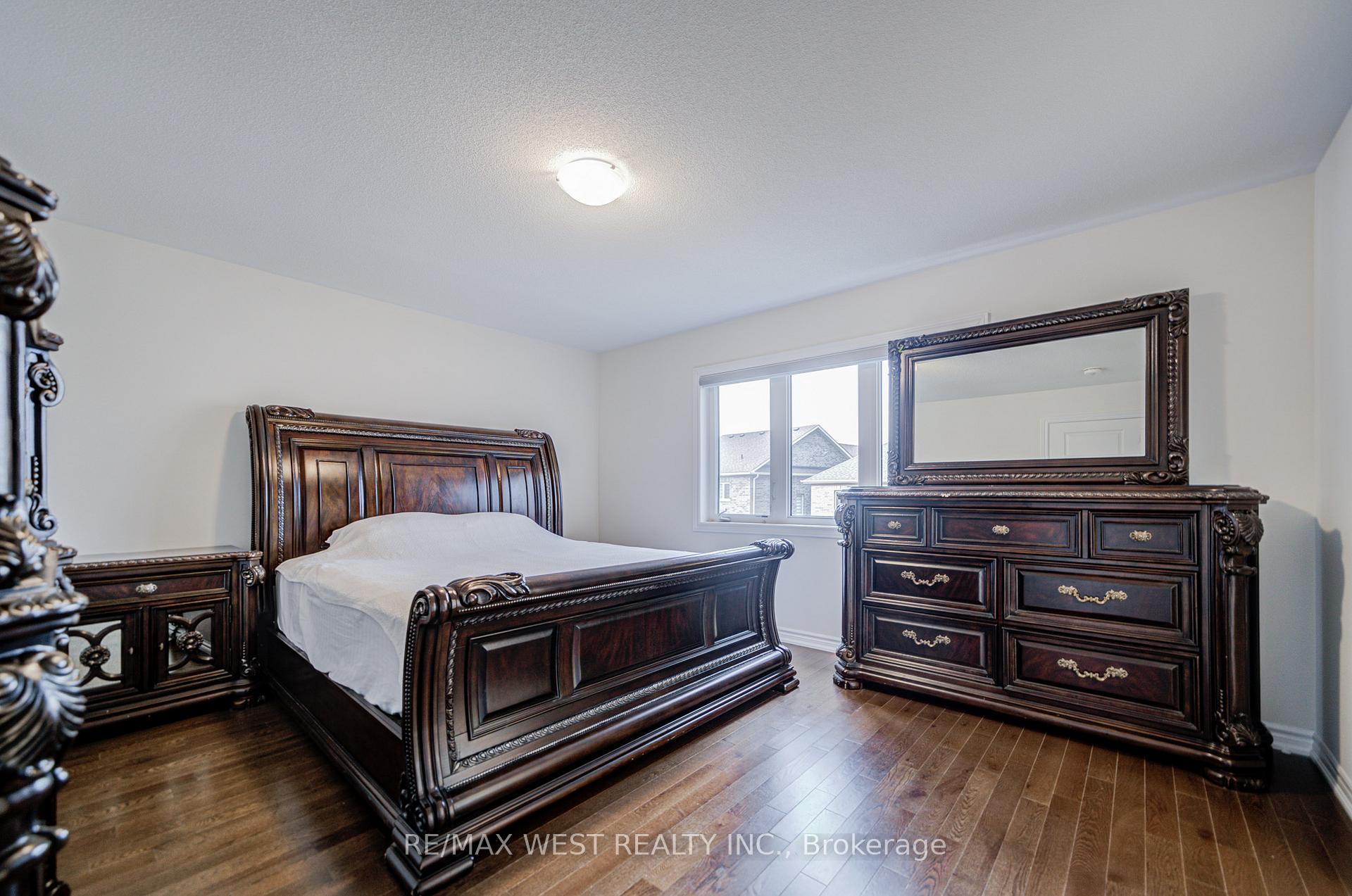 Photo 23 of 2171 Grainger Loop, Innisfil, Alcona — HOMEH