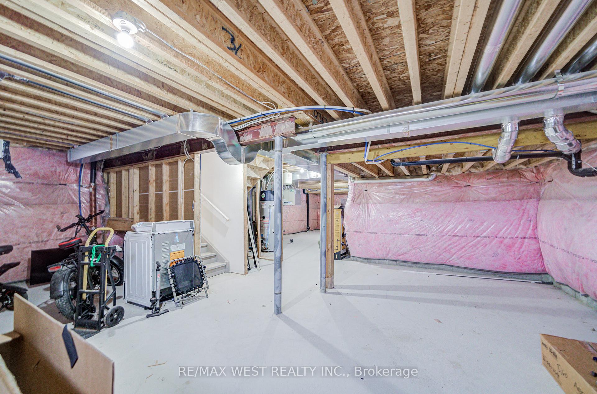 Photo 35 of 2171 Grainger Loop, Innisfil, Alcona — HOMEH