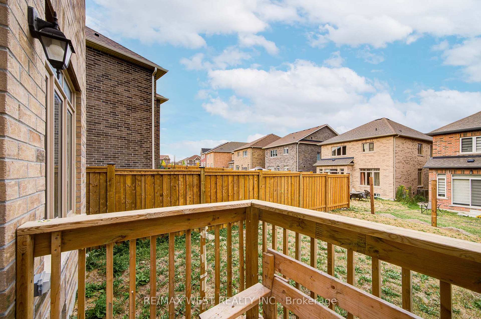 Photo 37 of 2171 Grainger Loop, Innisfil, Alcona — HOMEH