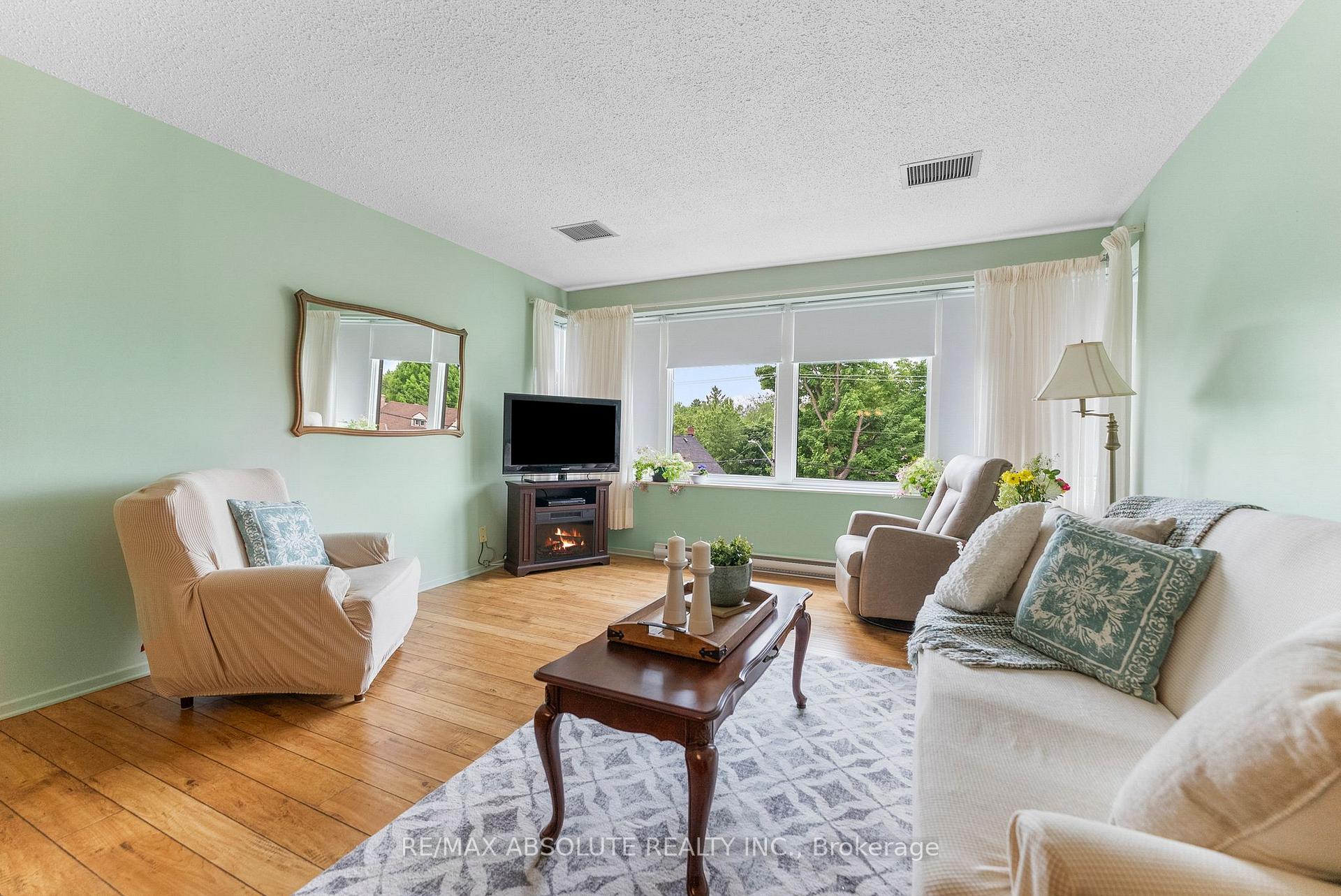 Photo 9 of Unit 301, 124 Daniel Street, Arnprior — HOMEH