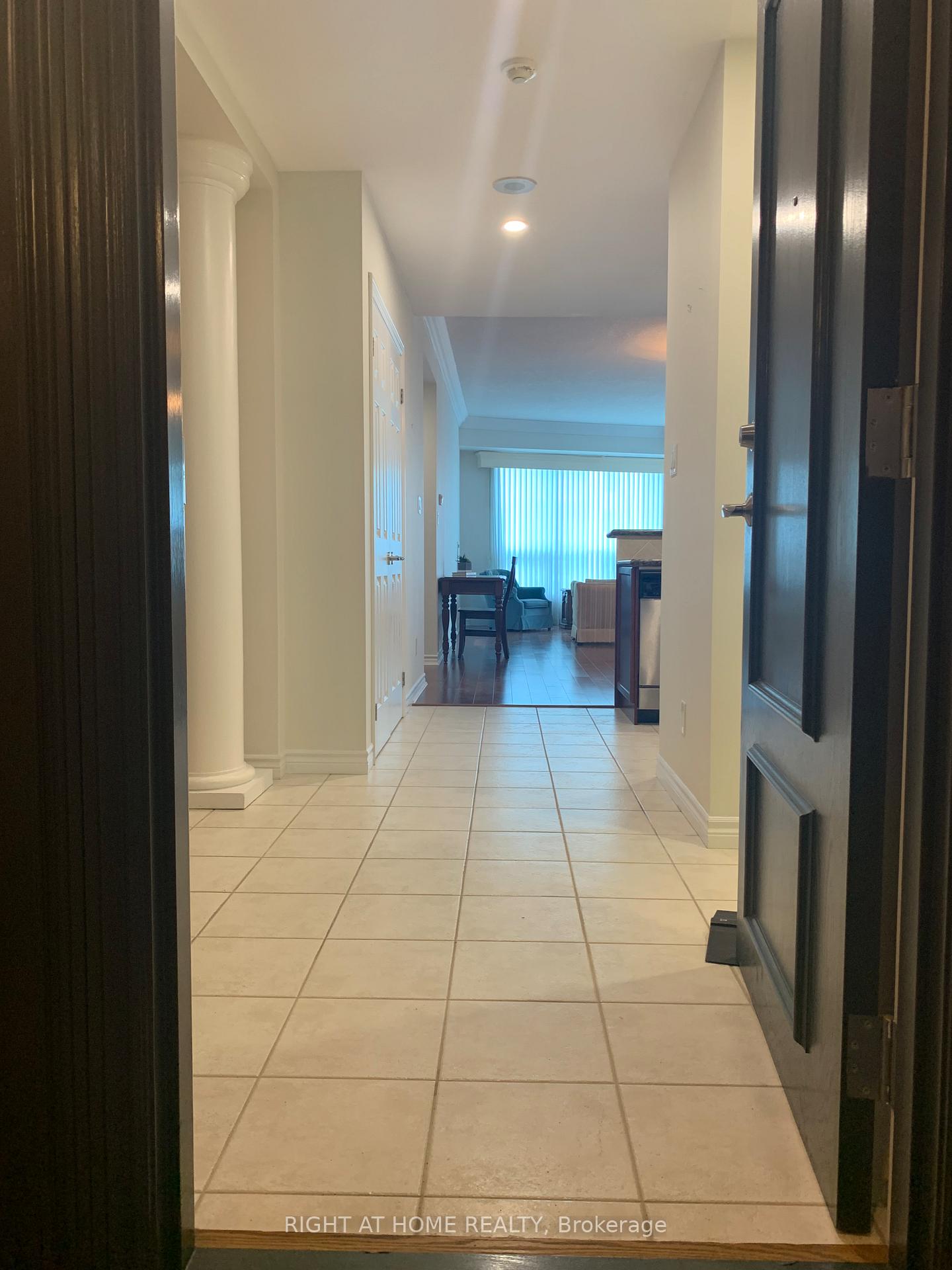 Photo 13 of Unit 504, 37 Ellen Street, Barrie, Lakeshore — HOMEH
