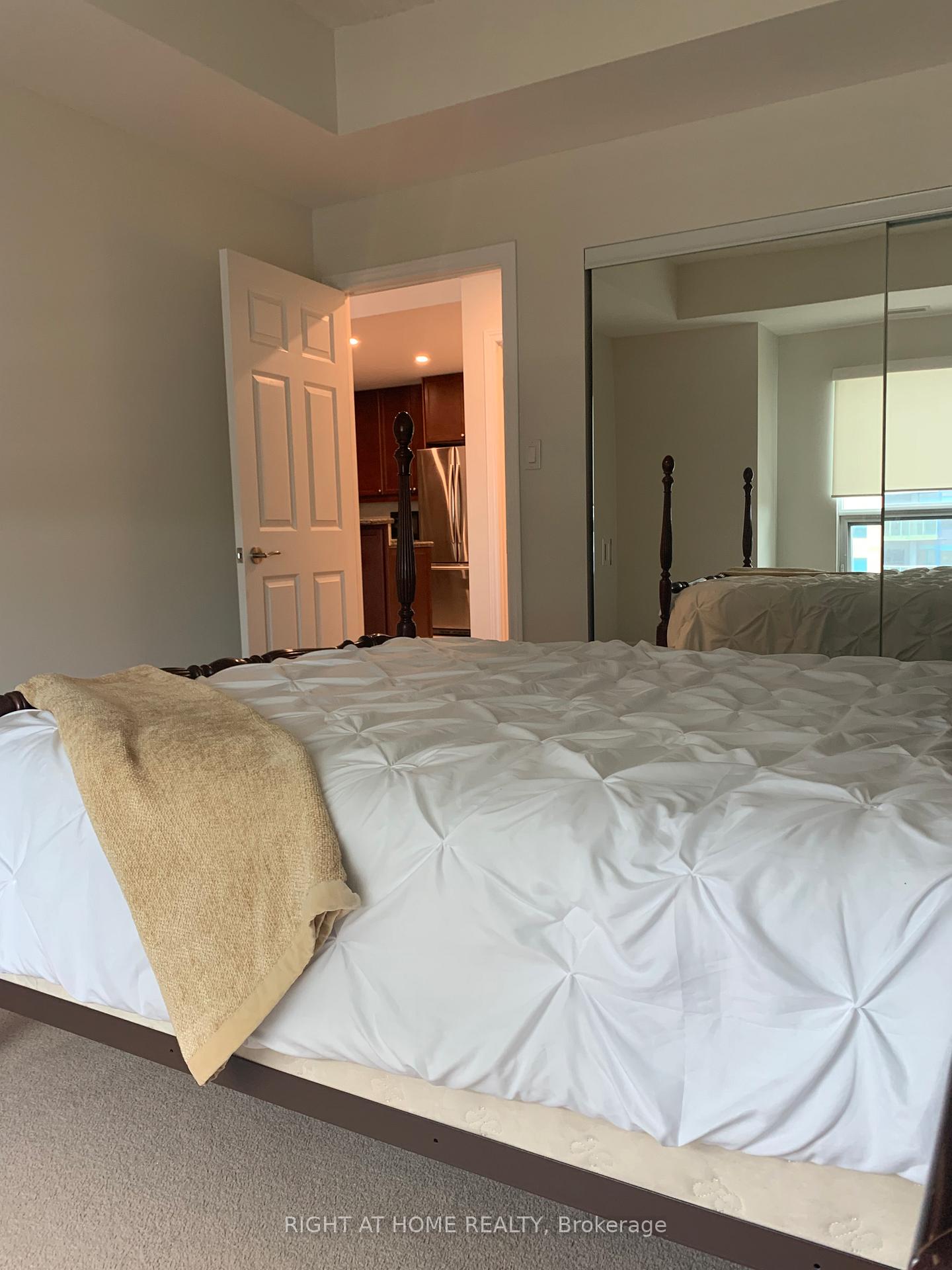 Photo 36 of Unit 504, 37 Ellen Street, Barrie, Lakeshore — HOMEH