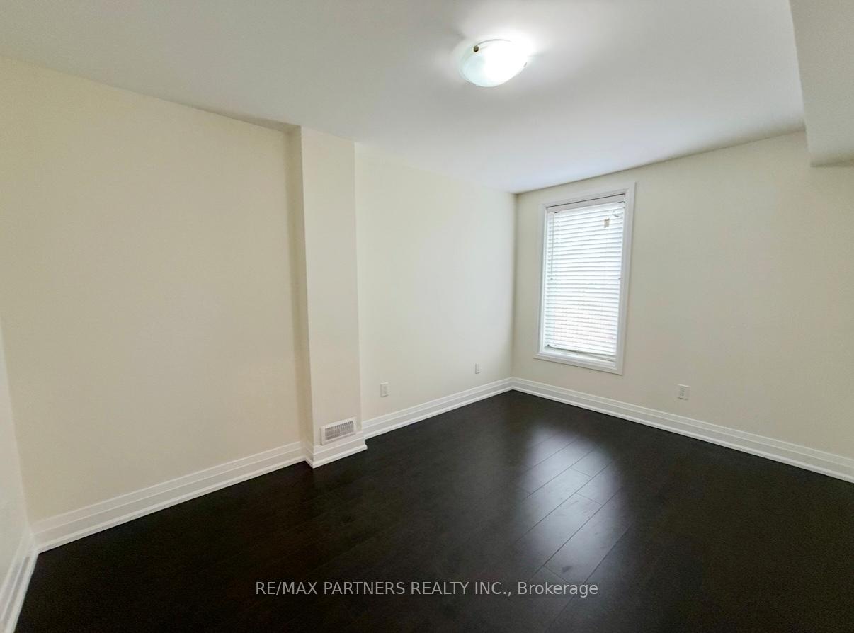 Photo 5 of 277 Mavrinac Boulevard, Aurora, Bayview Northeast — HOMEH
