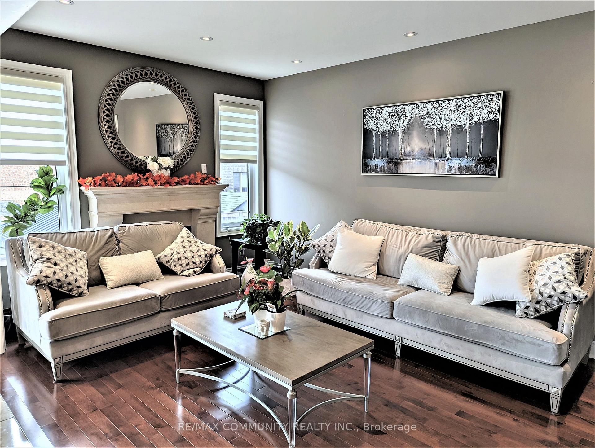 Photo 14 of 57 Hua Du Avenue, Markham, Berczy — HOMEH