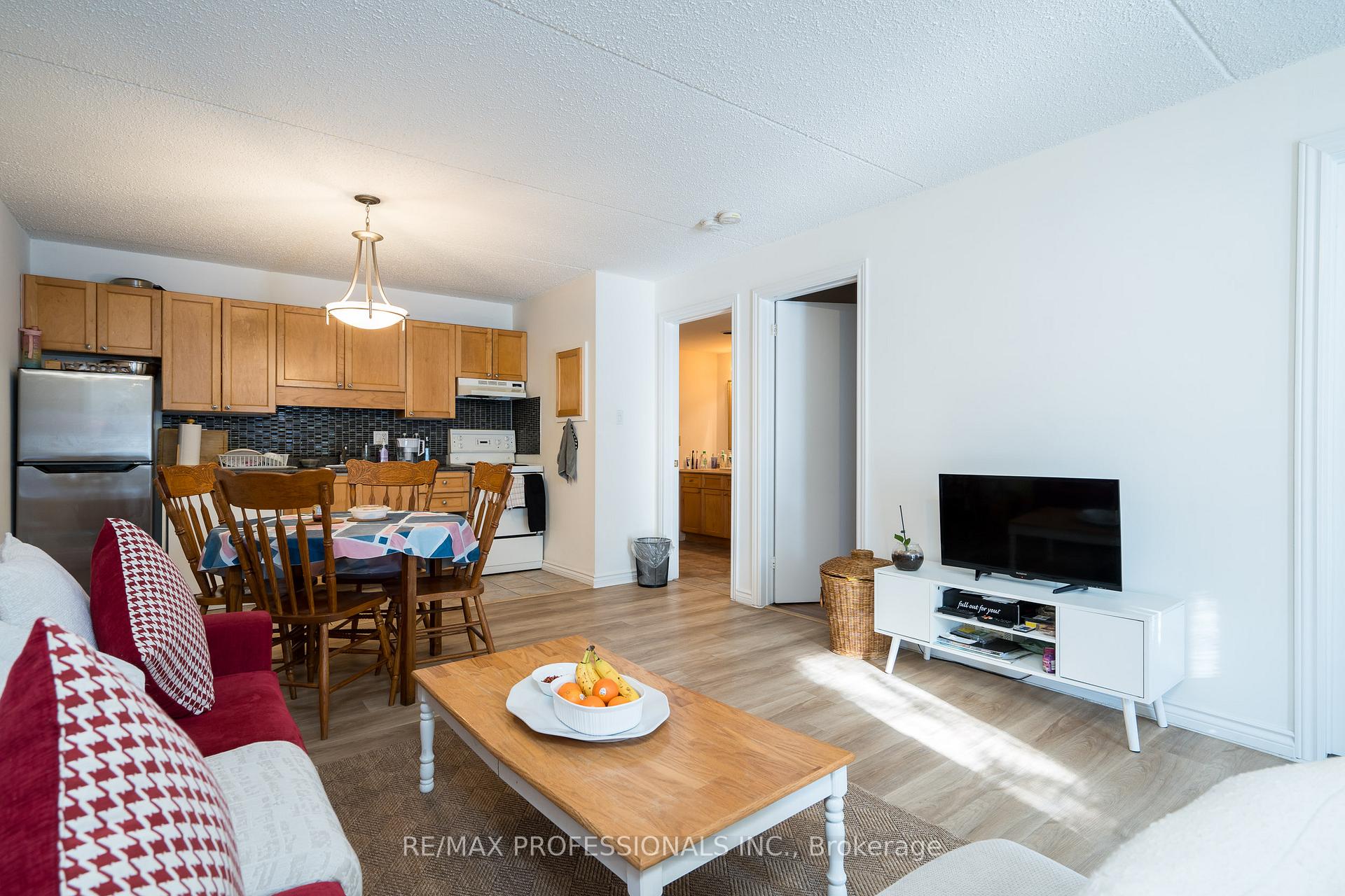 Photo 2 of Unit 721, 11 Dawson Drive, Collingwood — HOMEH