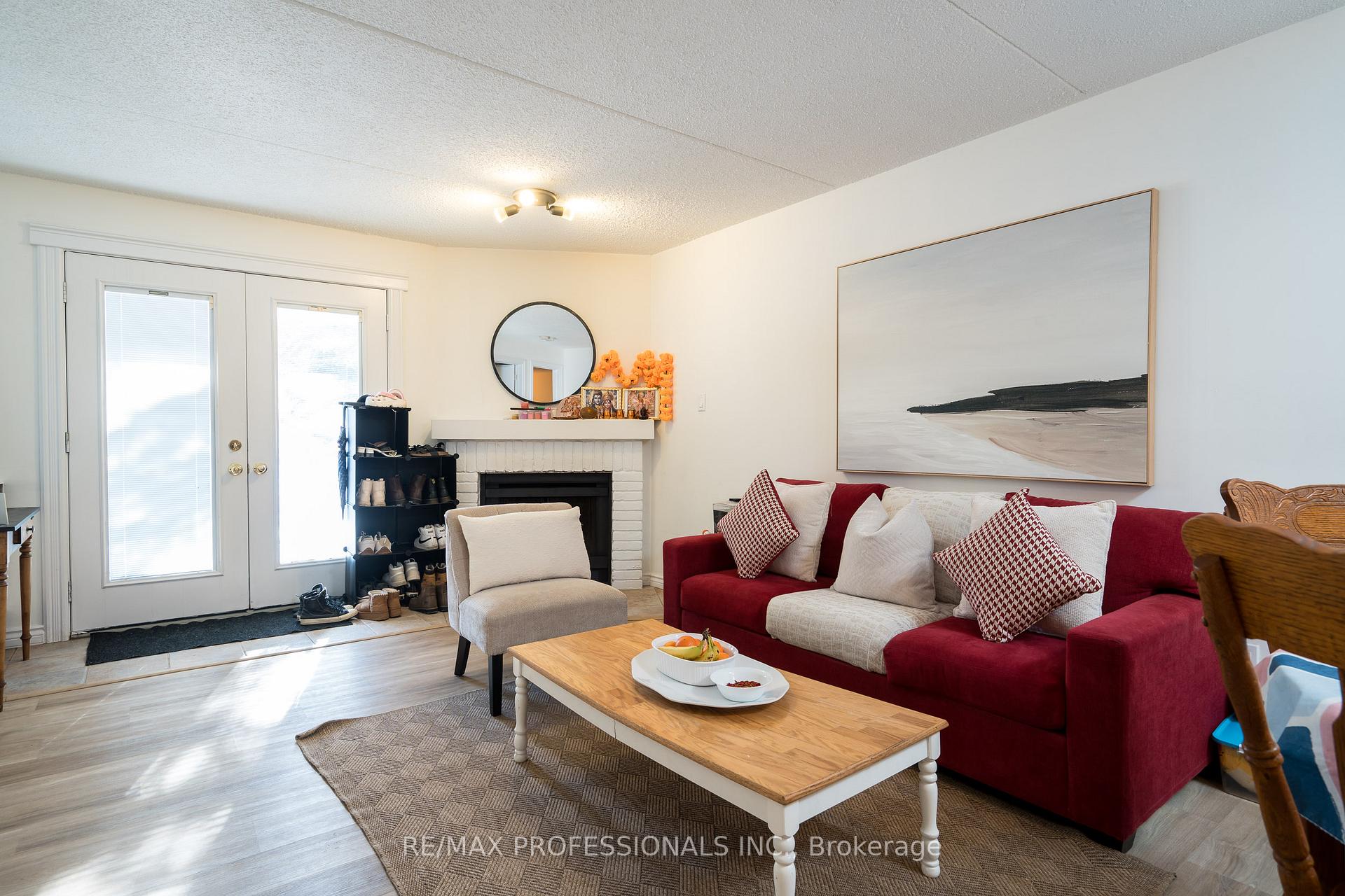 Photo 7 of Unit 721, 11 Dawson Drive, Collingwood — HOMEH