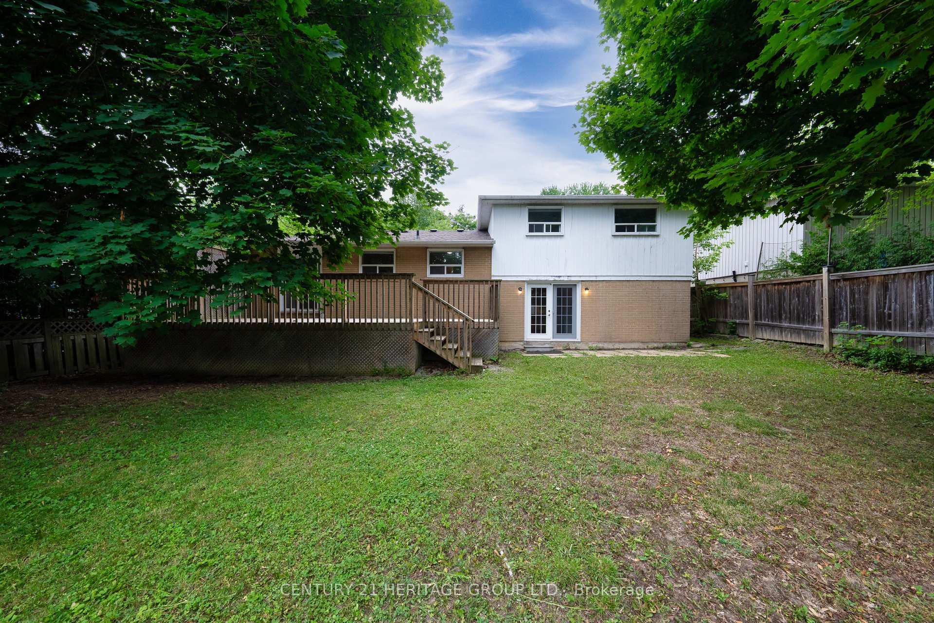 Photo 18 of 2 Hill Drive, Aurora, Hills of St Andrew — HOMEH
