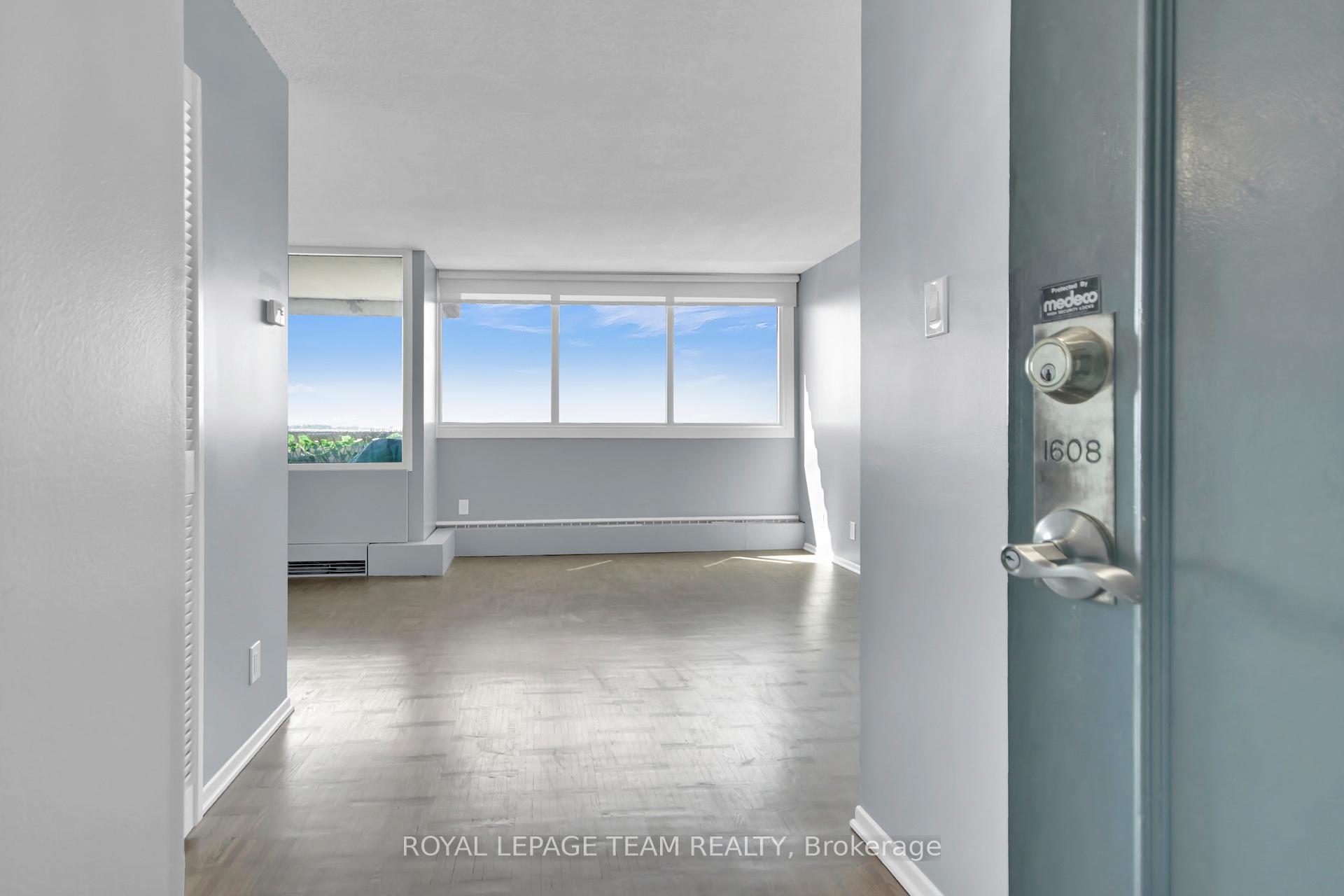 Photo 3 of Unit 1608, 3360 Southgate Road, Ottawa, South Keys — HOMEH