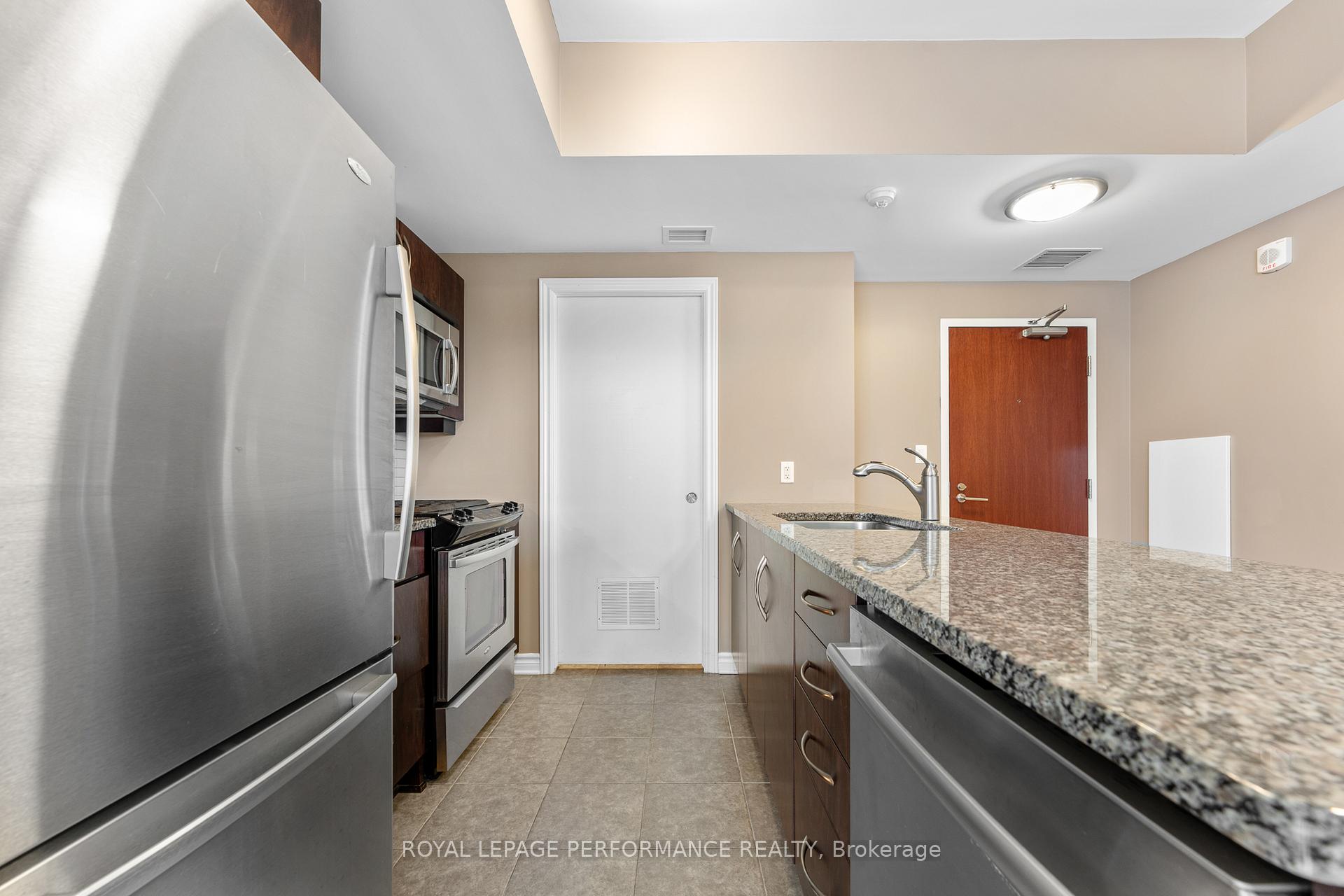 Photo 6 of Unit 512, 575 Byron Avenue N, Ottawa, McKellar/Highland — HOMEH