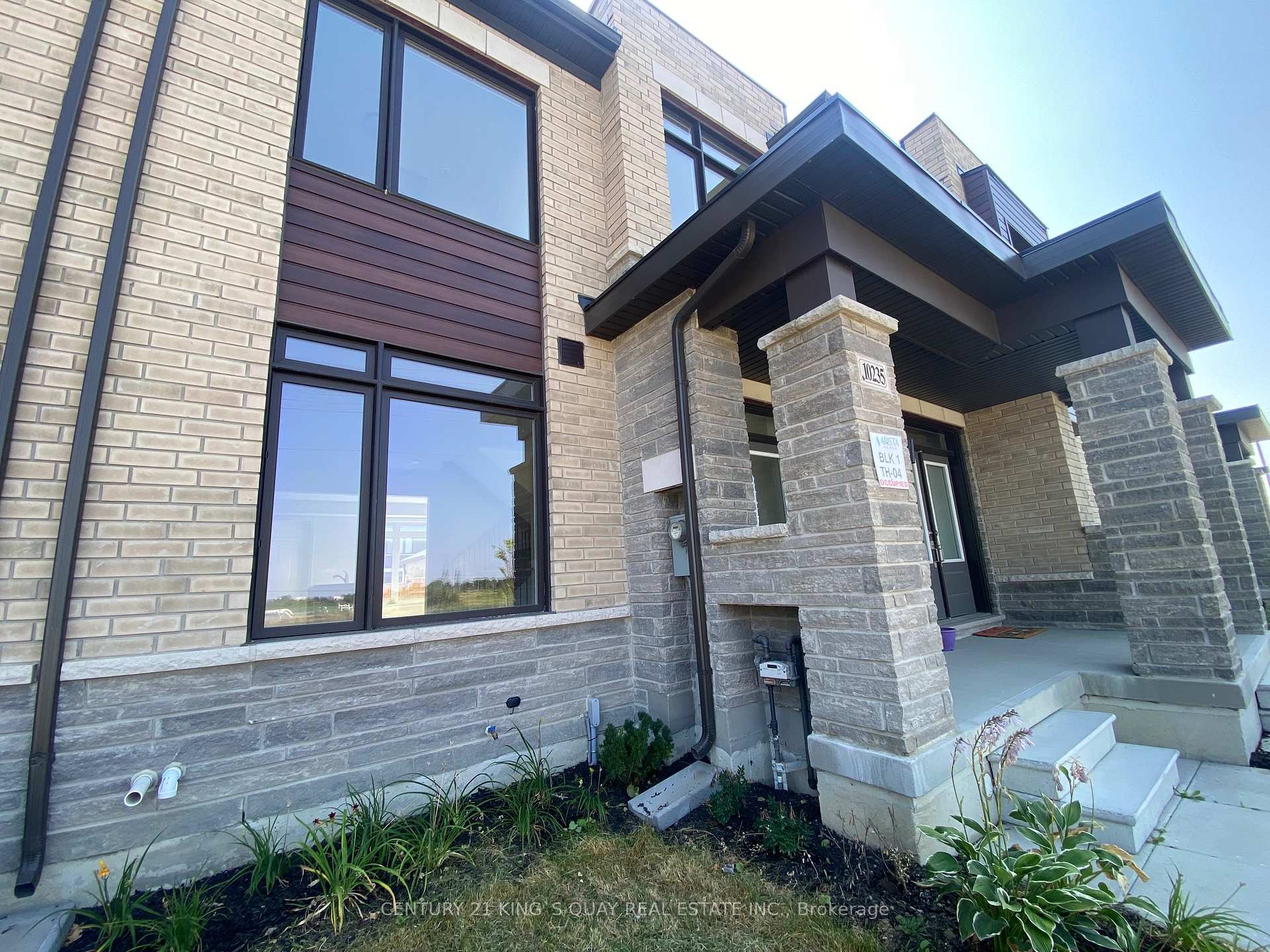 Photo 9 of 10235 Huntington Road, Vaughan, Kleinburg — HOMEH