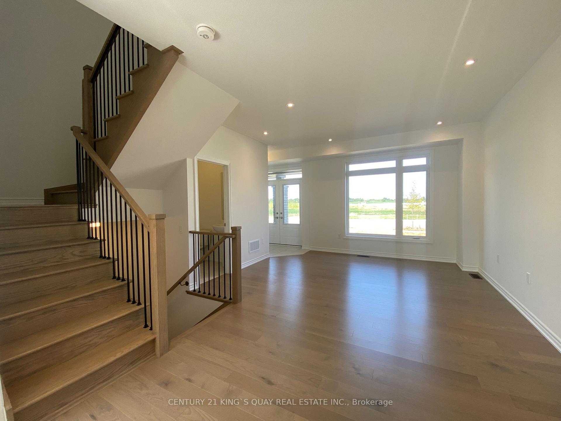Photo 28 of 10235 Huntington Road, Vaughan, Kleinburg — HOMEH