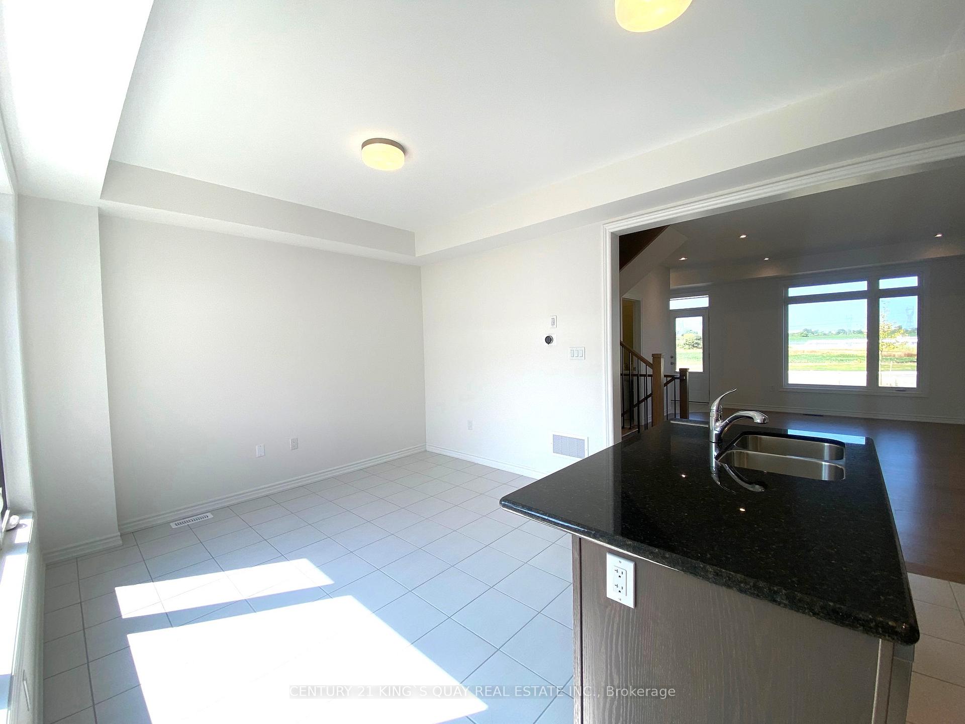 Photo 36 of 10235 Huntington Road, Vaughan, Kleinburg — HOMEH