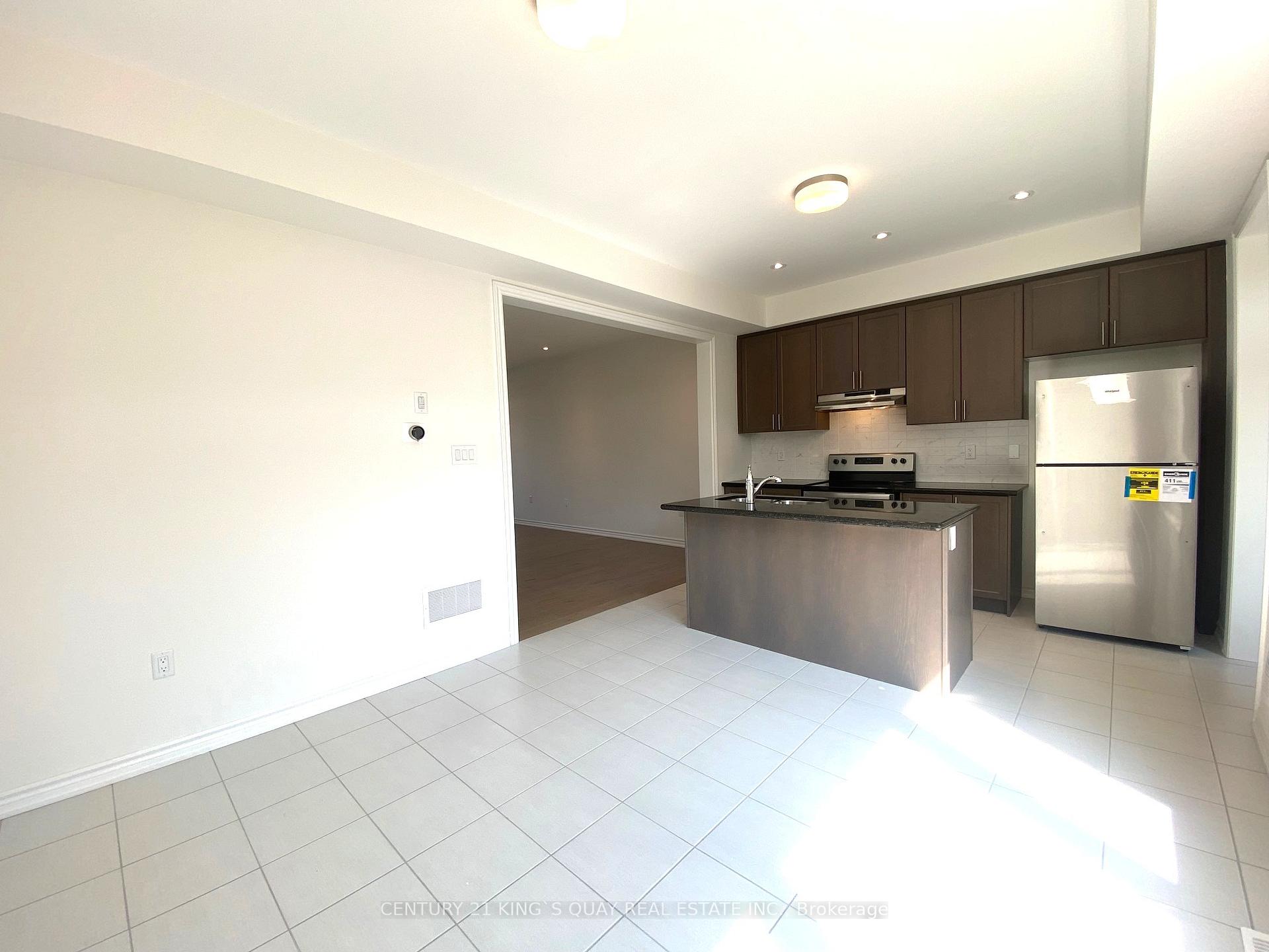Photo 19 of 10235 Huntington Road, Vaughan, Kleinburg — HOMEH