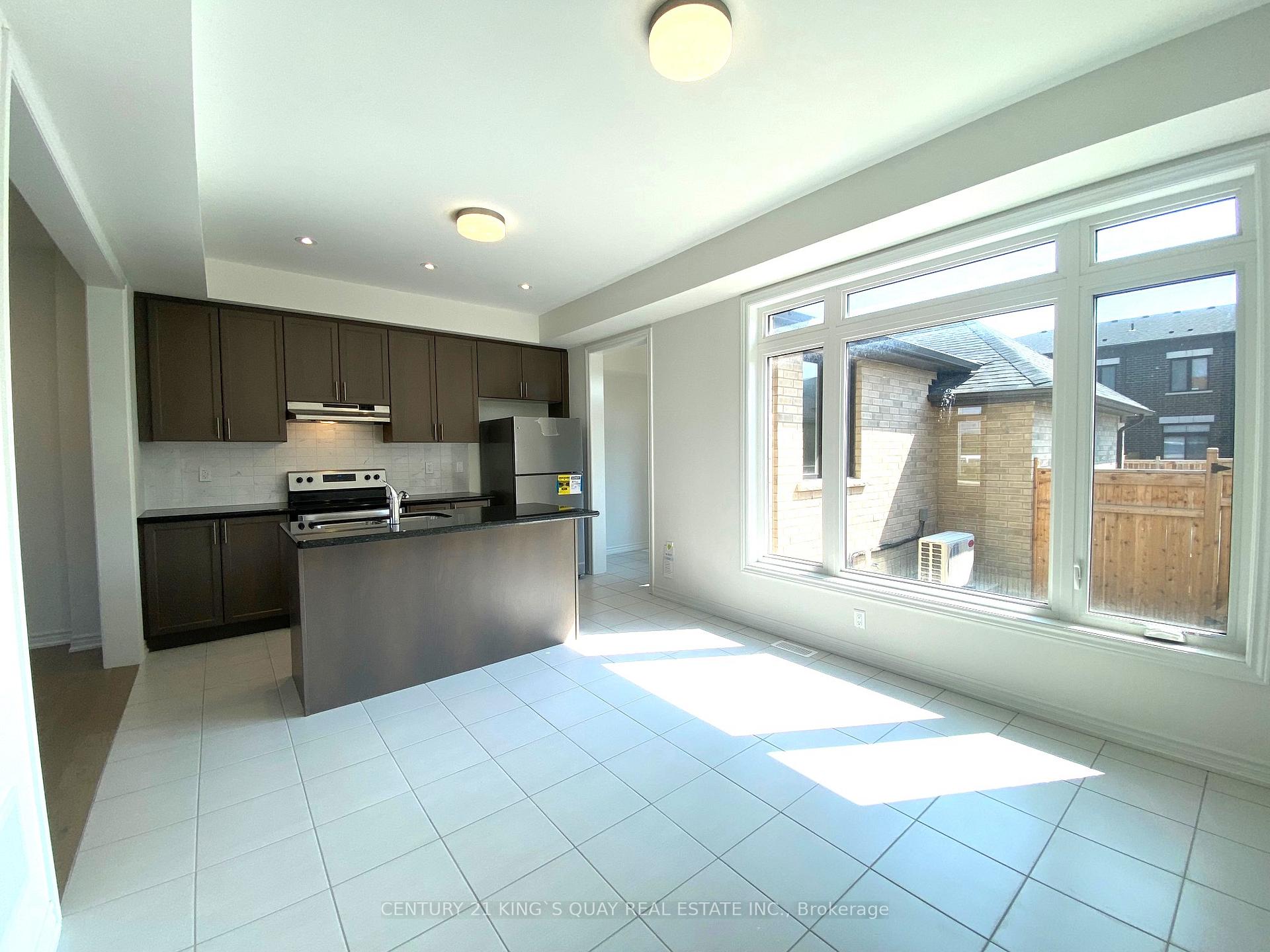 Photo 11 of 10235 Huntington Road, Vaughan, Kleinburg — HOMEH