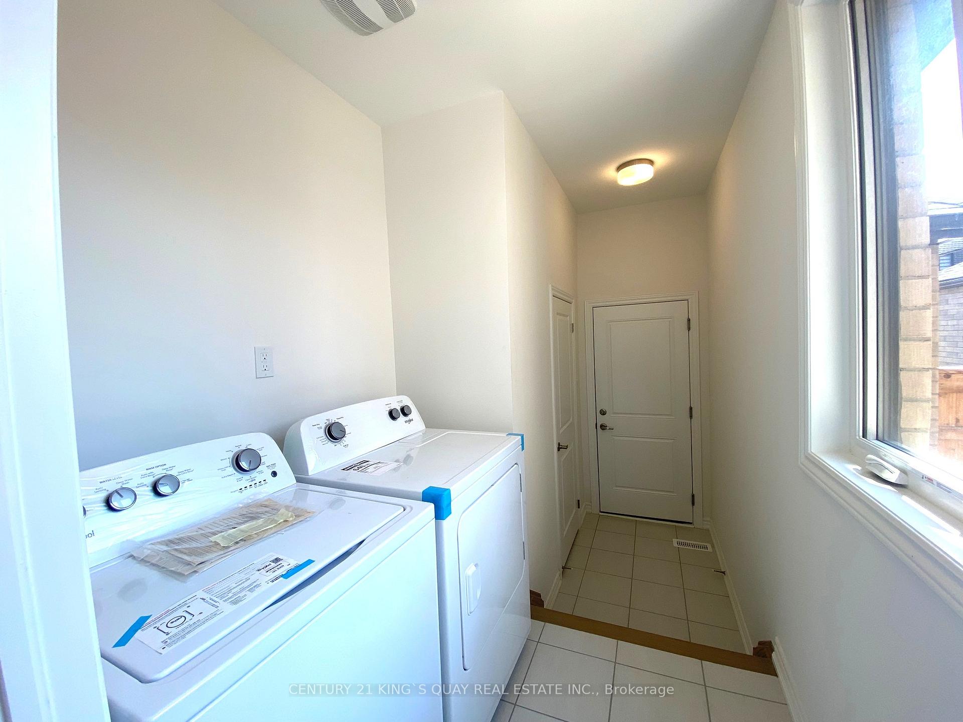 Photo 17 of 10235 Huntington Road, Vaughan, Kleinburg — HOMEH