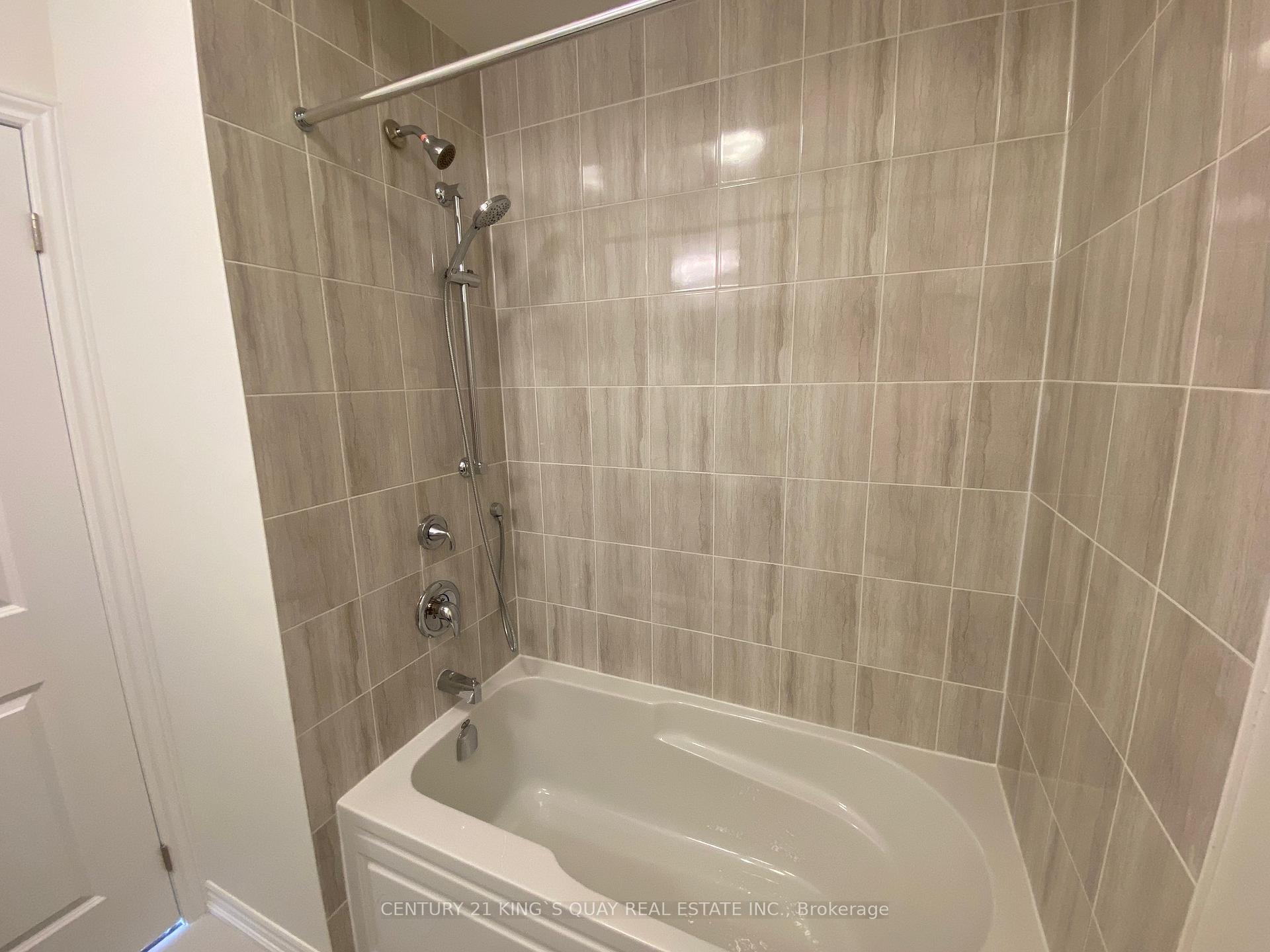 Photo 21 of 10235 Huntington Road, Vaughan, Kleinburg — HOMEH