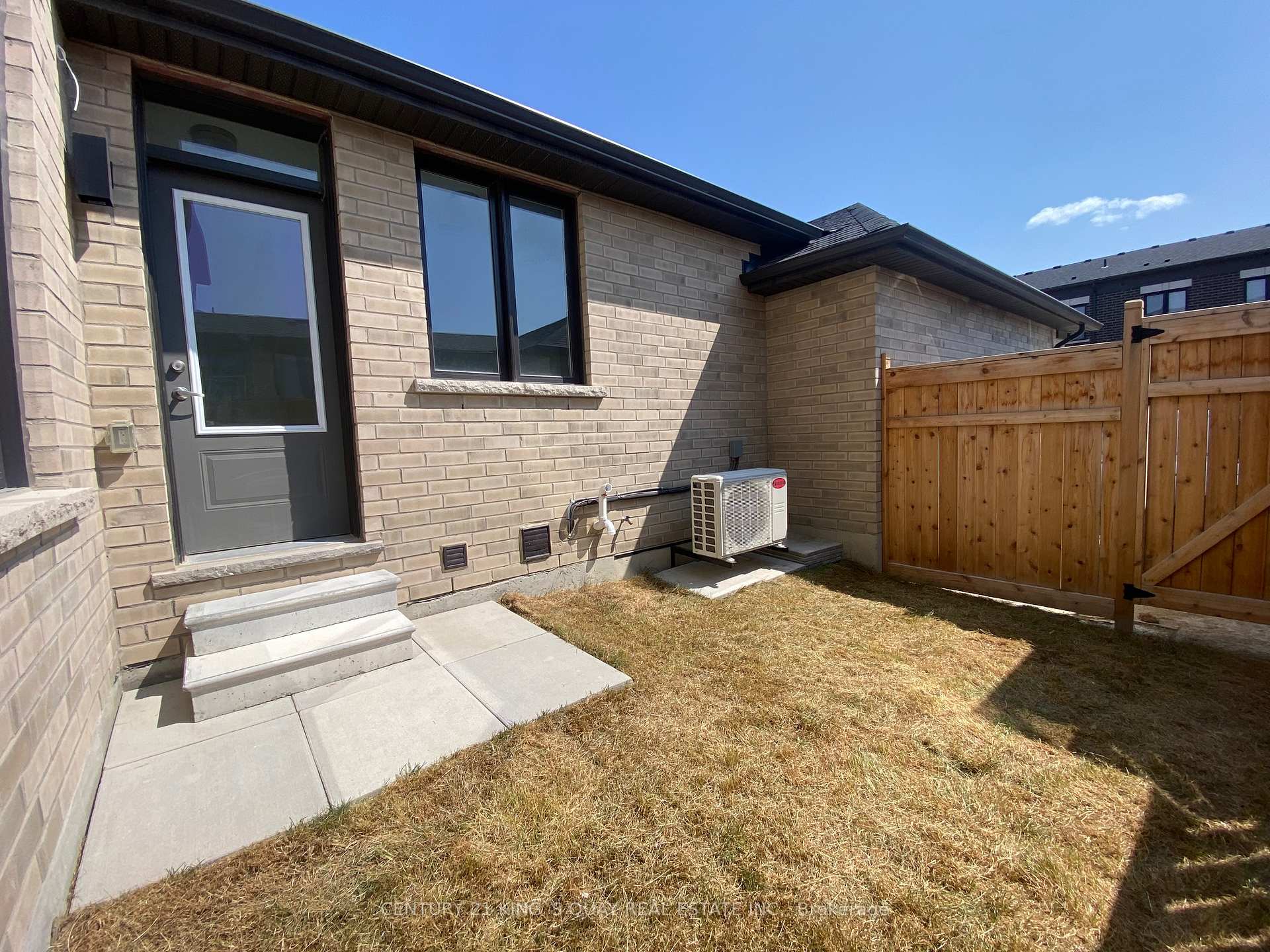 Photo 29 of 10235 Huntington Road, Vaughan, Kleinburg — HOMEH