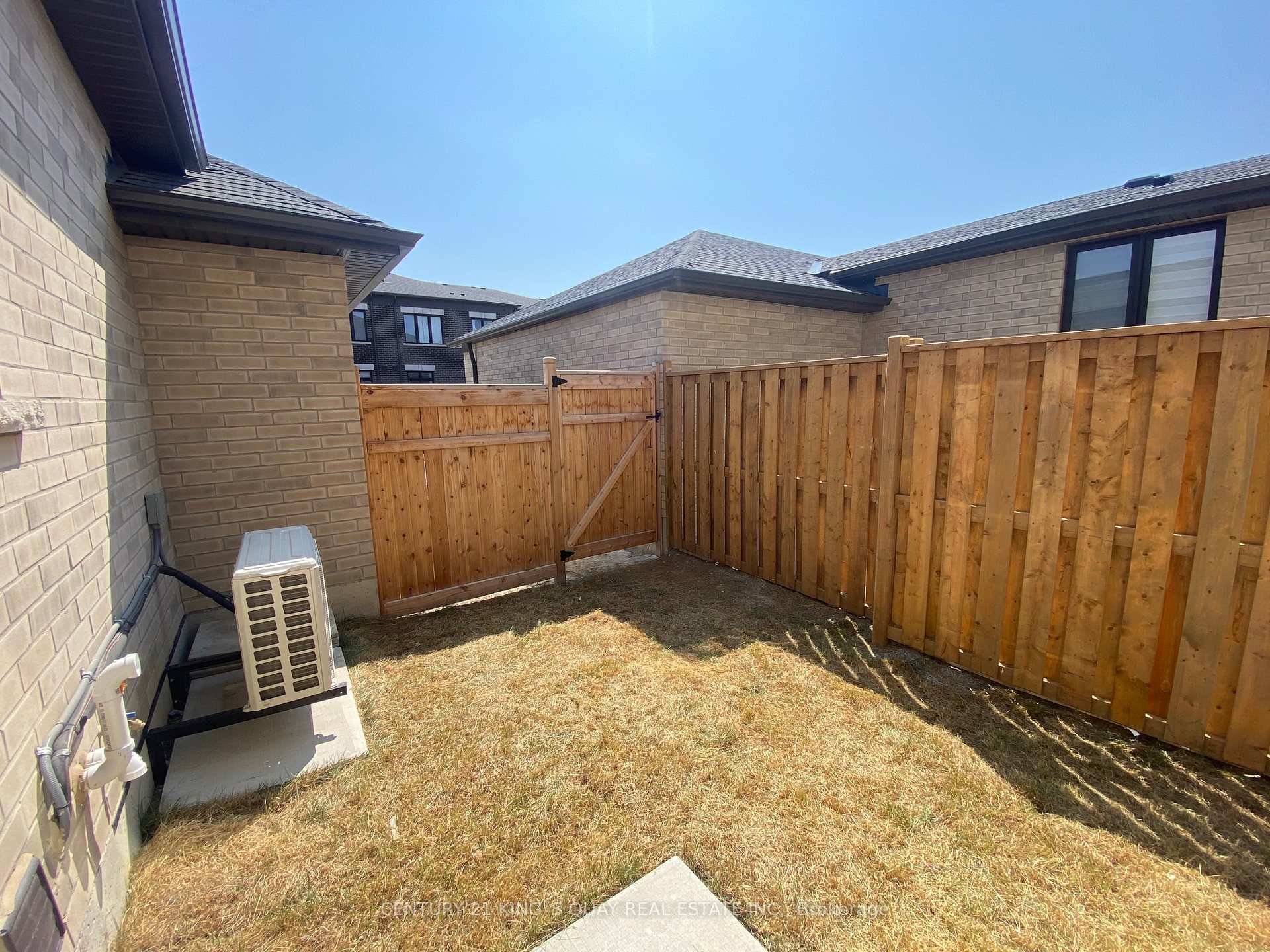 Photo 34 of 10235 Huntington Road, Vaughan, Kleinburg — HOMEH