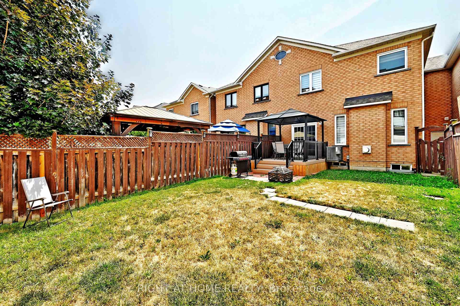 Photo 14 of 72 Wildberry Crescent, Vaughan, Vellore Village — HOMEH