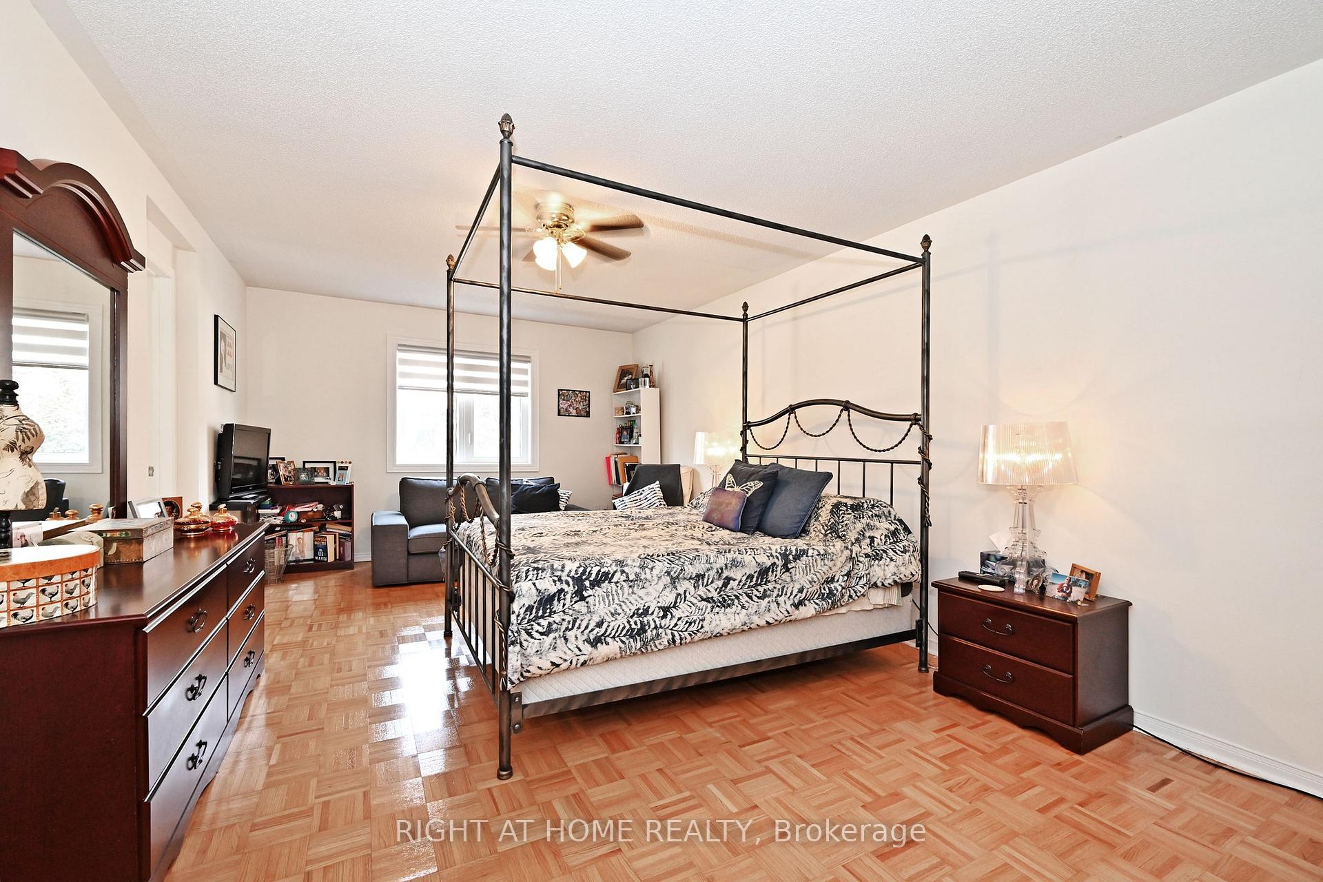 Photo 20 of 72 Wildberry Crescent, Vaughan, Vellore Village — HOMEH