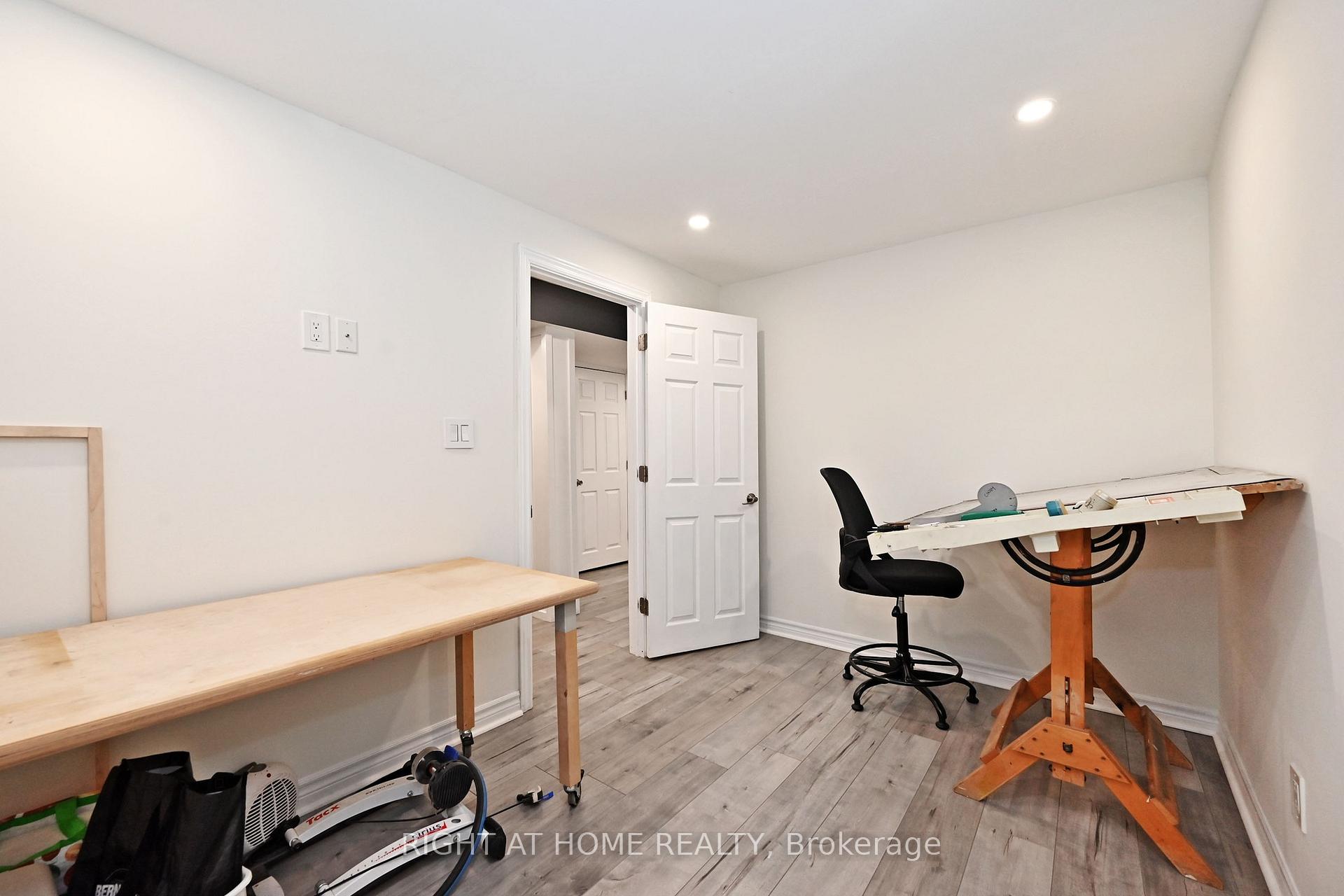 Photo 28 of 72 Wildberry Crescent, Vaughan, Vellore Village — HOMEH