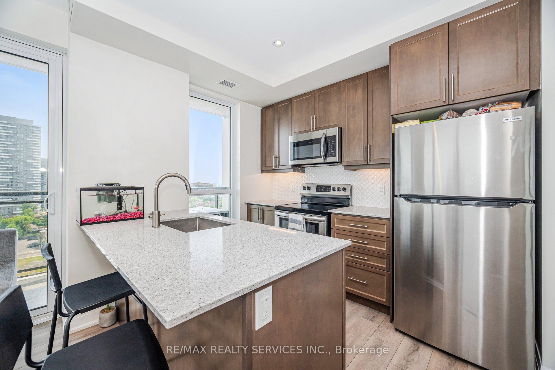 Photo 6 of Unit 1202, 15 Lynch Street, Brampton, Queen Street Corridor — HOMEH