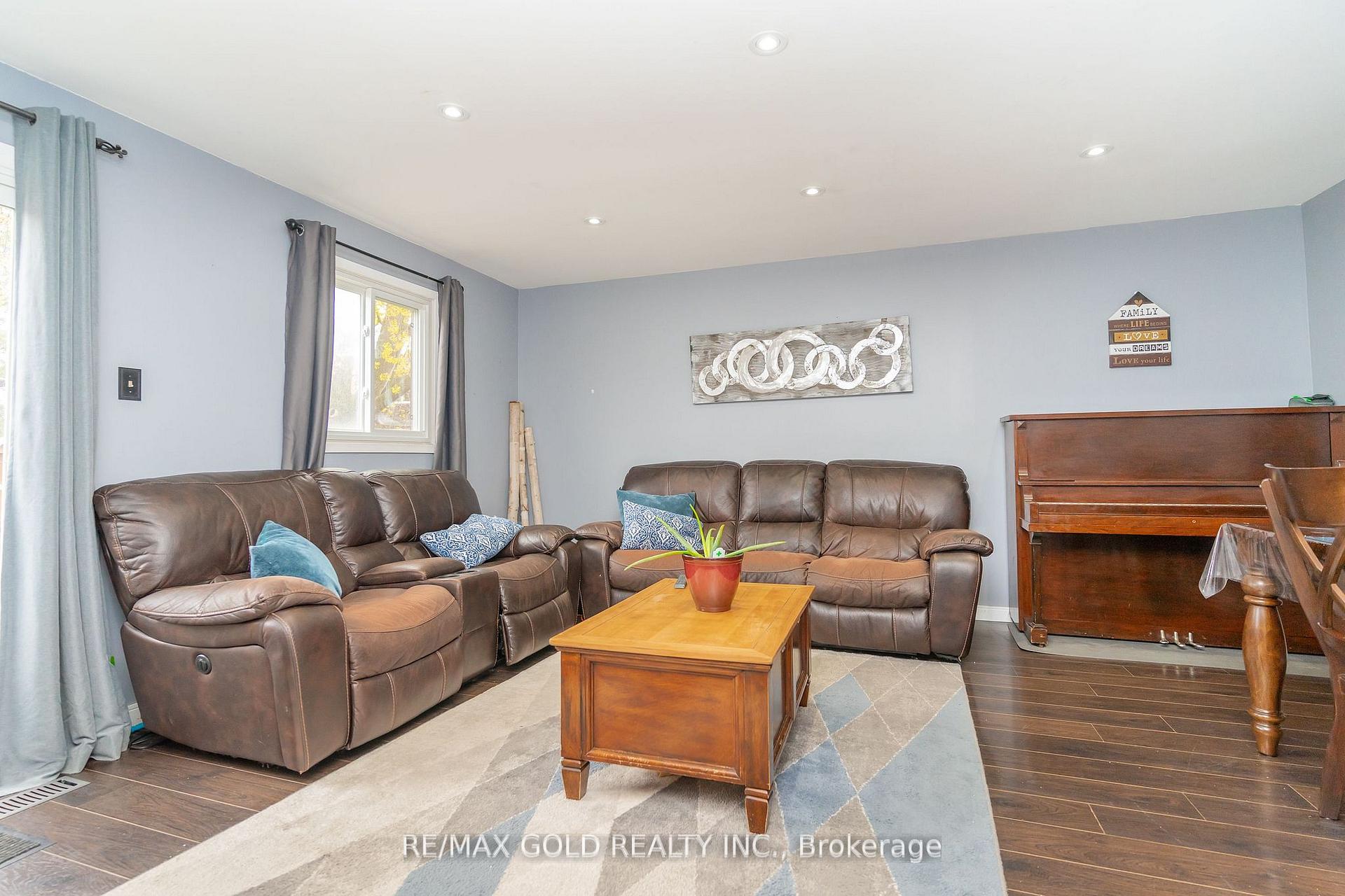 Photo 10 of Unit 110, 45 Hansen Road N, Brampton, Madoc — HOMEH