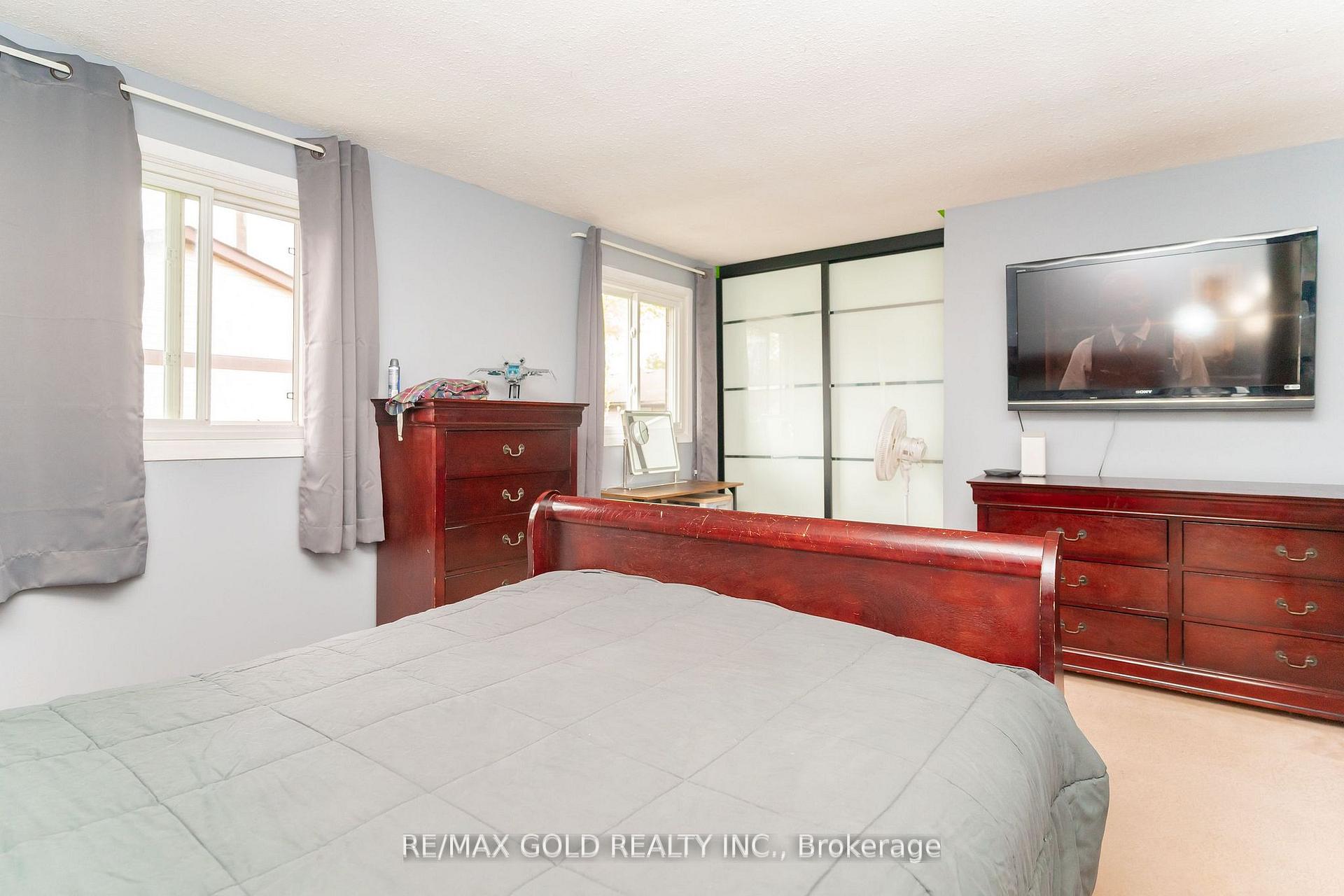 Photo 15 of Unit 110, 45 Hansen Road N, Brampton, Madoc — HOMEH