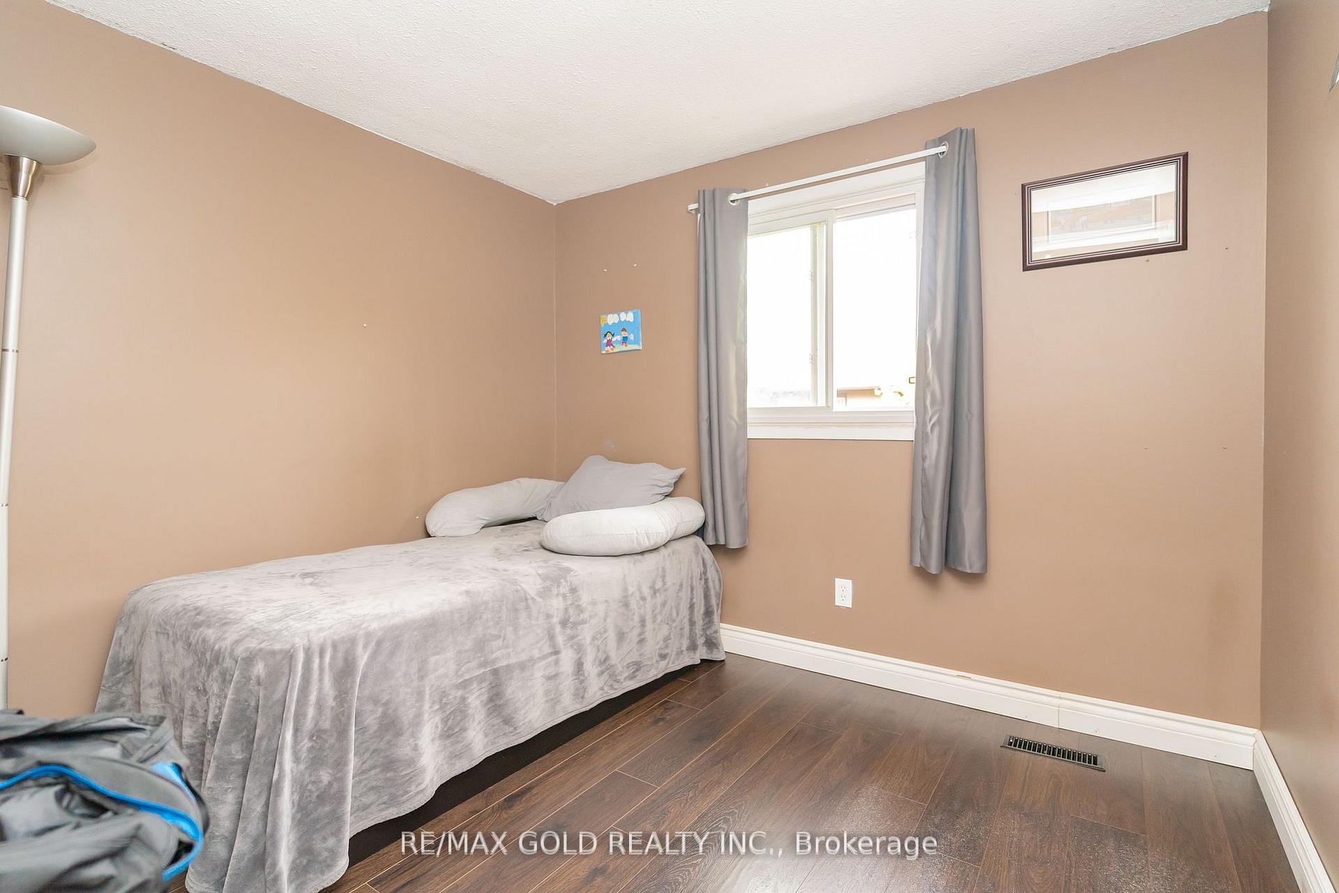 Photo 26 of Unit 110, 45 Hansen Road N, Brampton, Madoc — HOMEH