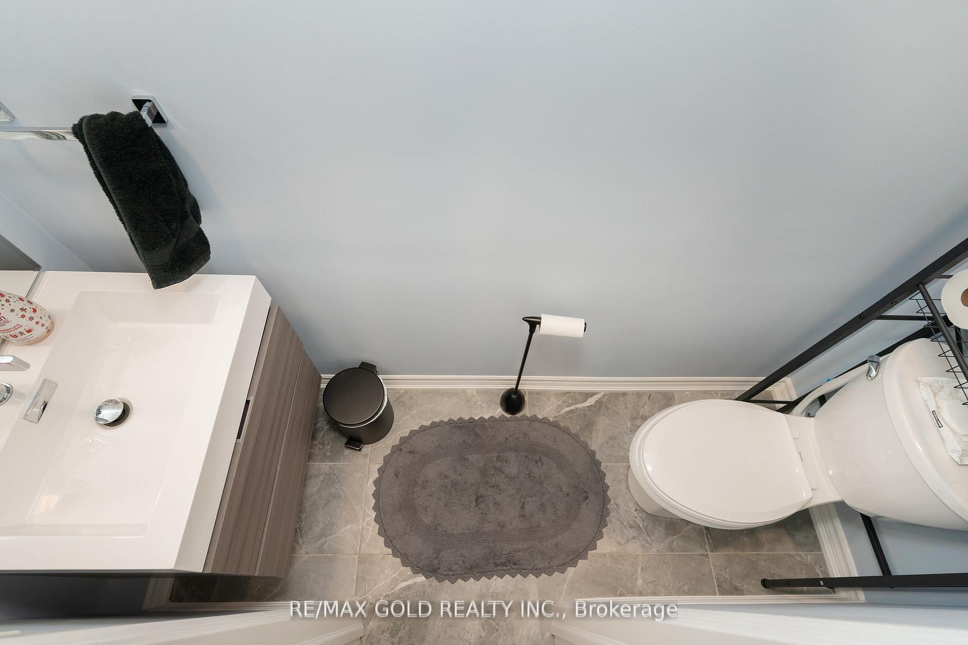 Photo 33 of Unit 110, 45 Hansen Road N, Brampton, Madoc — HOMEH