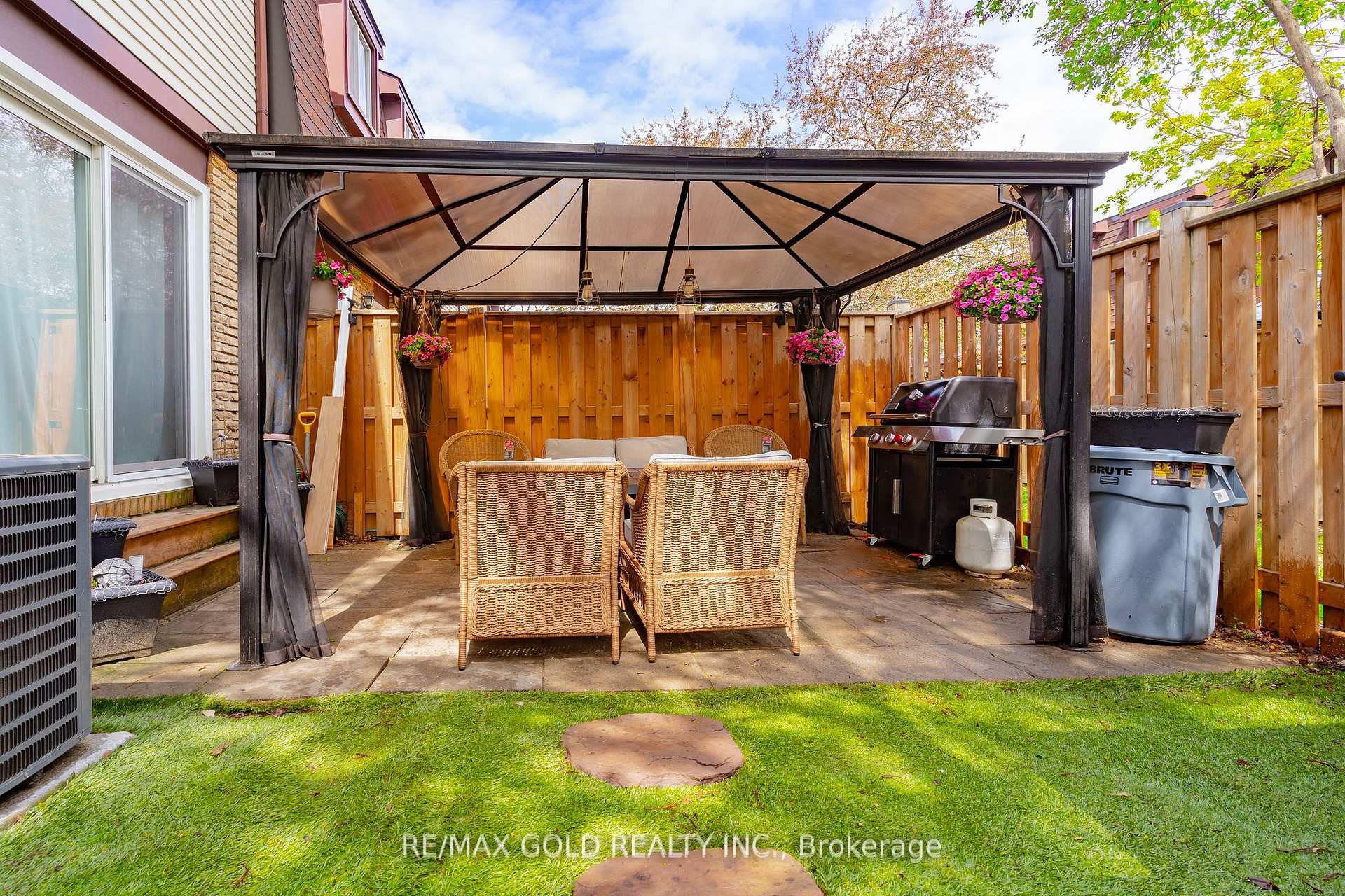 Photo 39 of Unit 110, 45 Hansen Road N, Brampton, Madoc — HOMEH