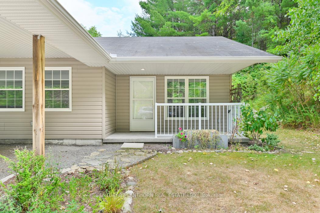 Photo 1 of Unit 14, 494 Metcalf Street, Tweed, Tweed (Village) — HOMEH