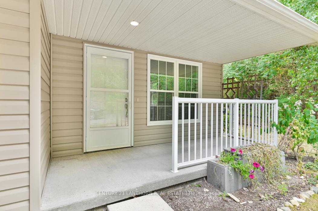 Photo 14 of Unit 14, 494 Metcalf Street, Tweed, Tweed (Village) — HOMEH