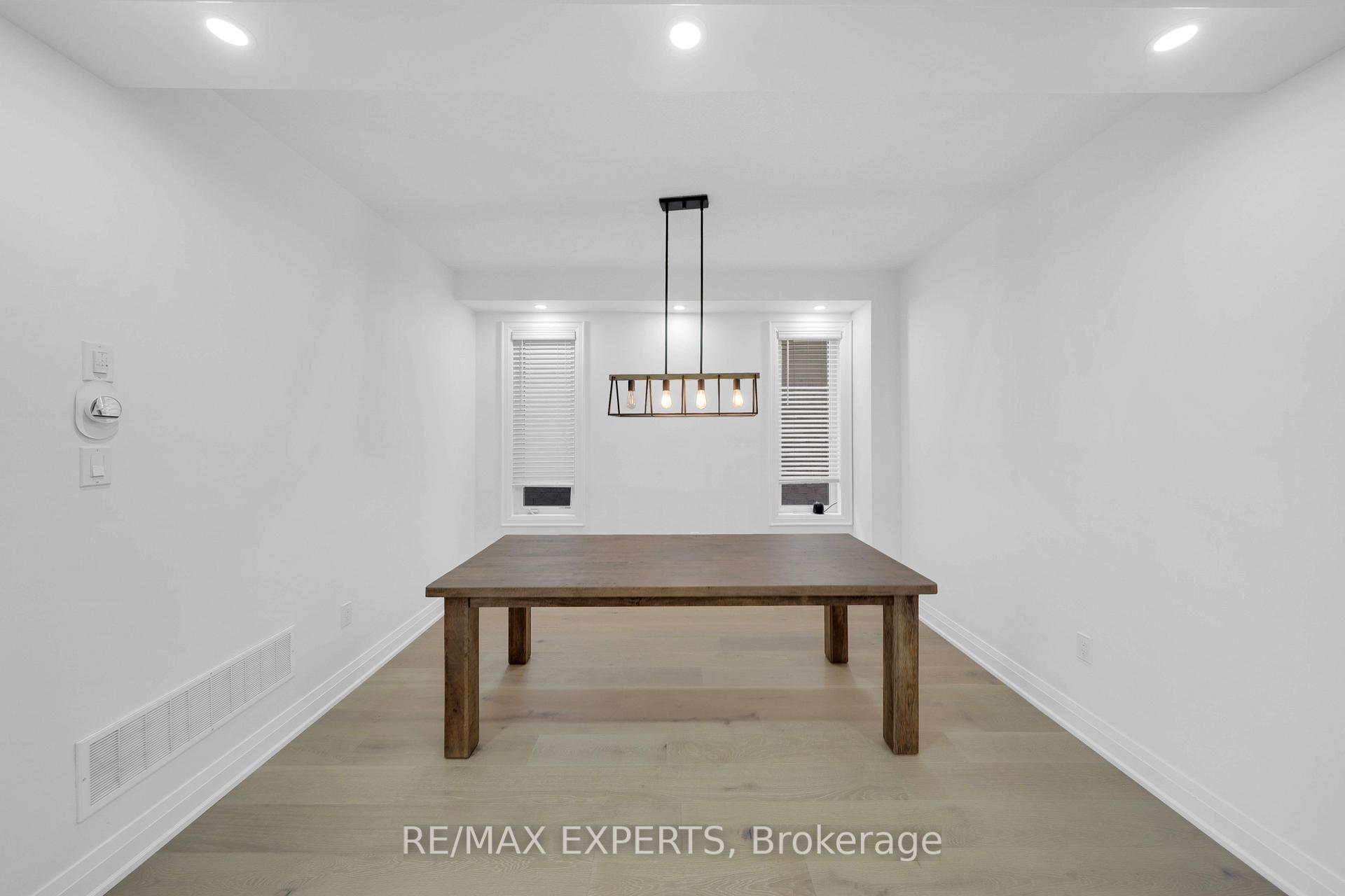 Photo 9 of 19 Stych Street, New Tecumseth, Tottenham — HOMEH