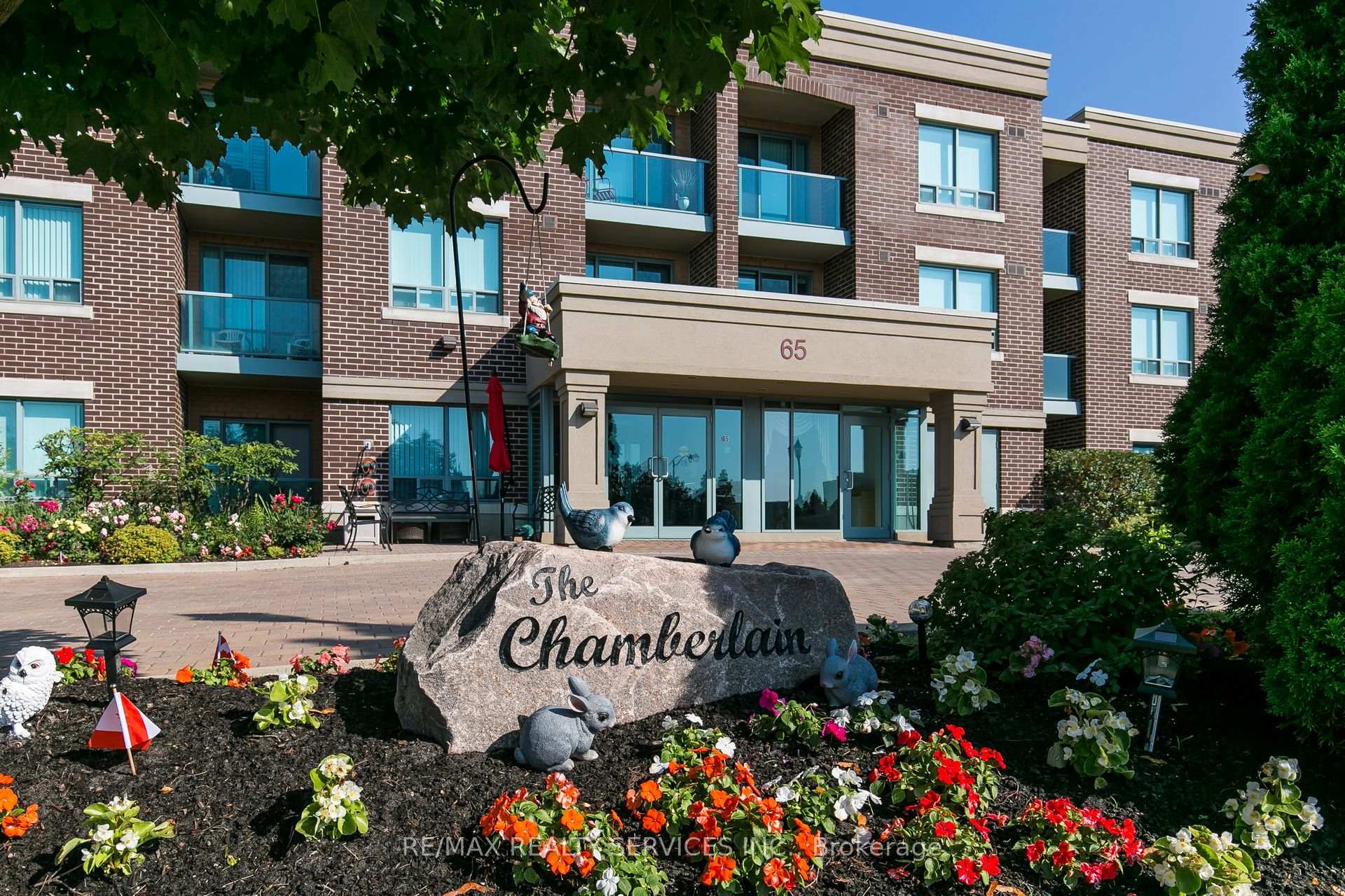 Photo 2 of Unit 305, 65 Via Rosedale, Brampton, Sandringham-Wellington — HOMEH