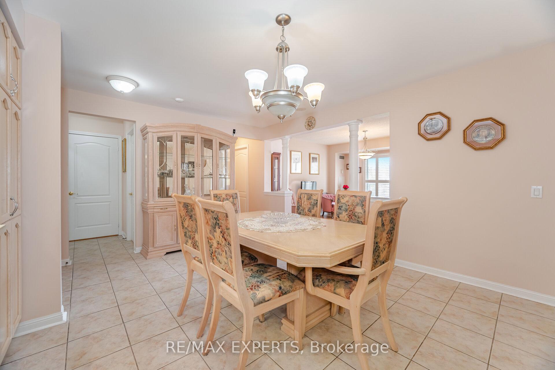 Photo 24 of Unit 312, 2504 Rutherford Road, Vaughan, Maple — HOMEH